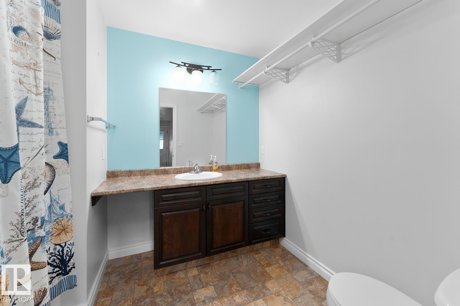 












509 13 Street

,
Cold Lake,




AB
T9M 1B3

