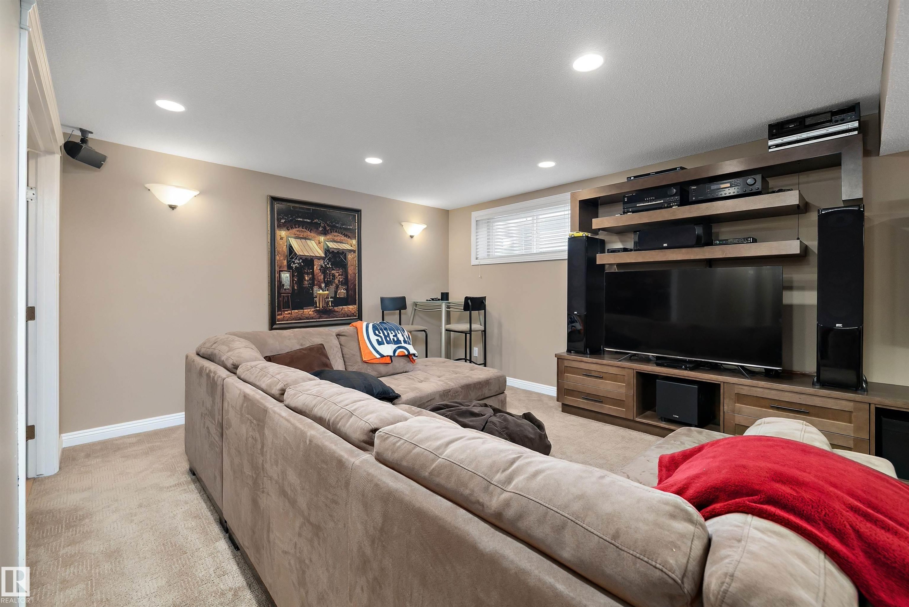 












1310 114B Street

,
Edmonton,




AB
T6W 0G7

