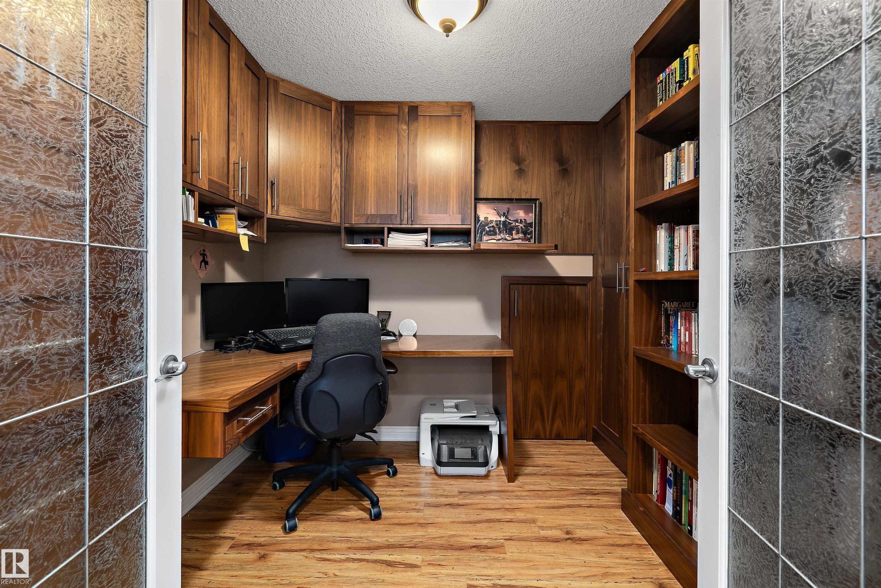 












1310 114B Street

,
Edmonton,




AB
T6W 0G7

