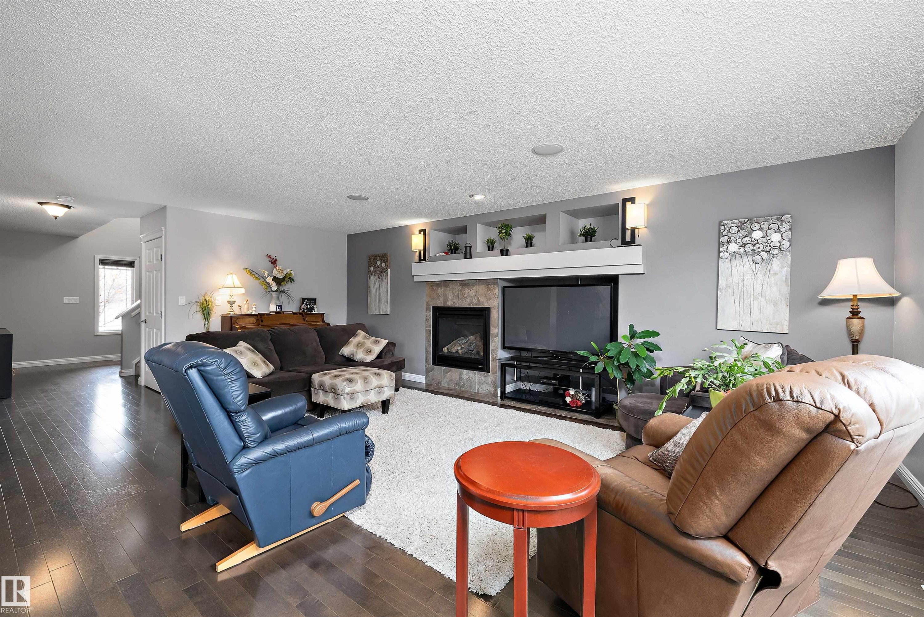 












1310 114B Street

,
Edmonton,




AB
T6W 0G7

