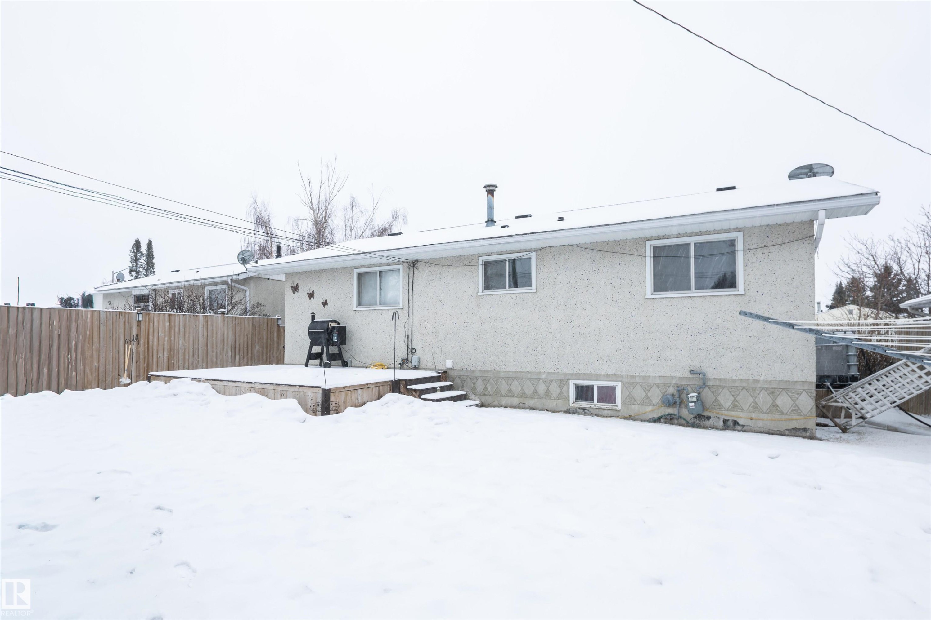 












4420 56 Avenue

,
Barrhead,




AB
T7N 1K6

