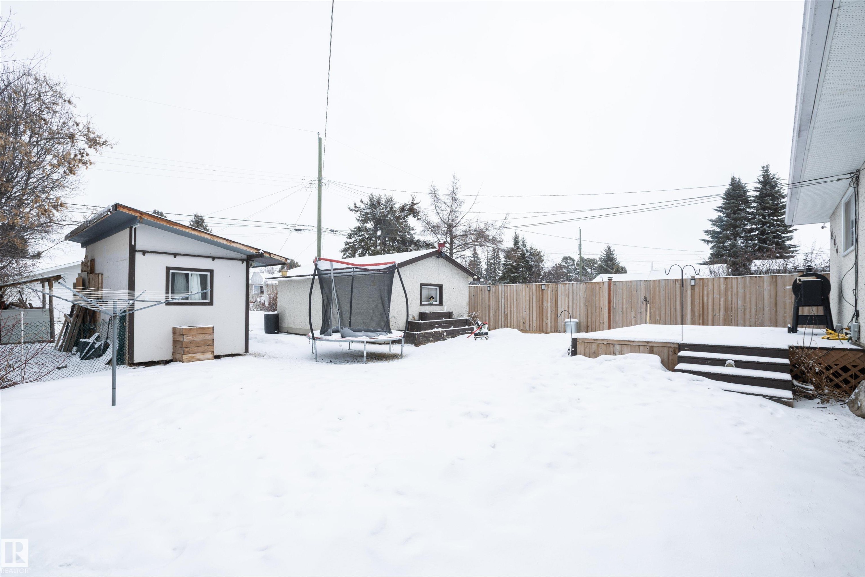 












4420 56 Avenue

,
Barrhead,




AB
T7N 1K6

