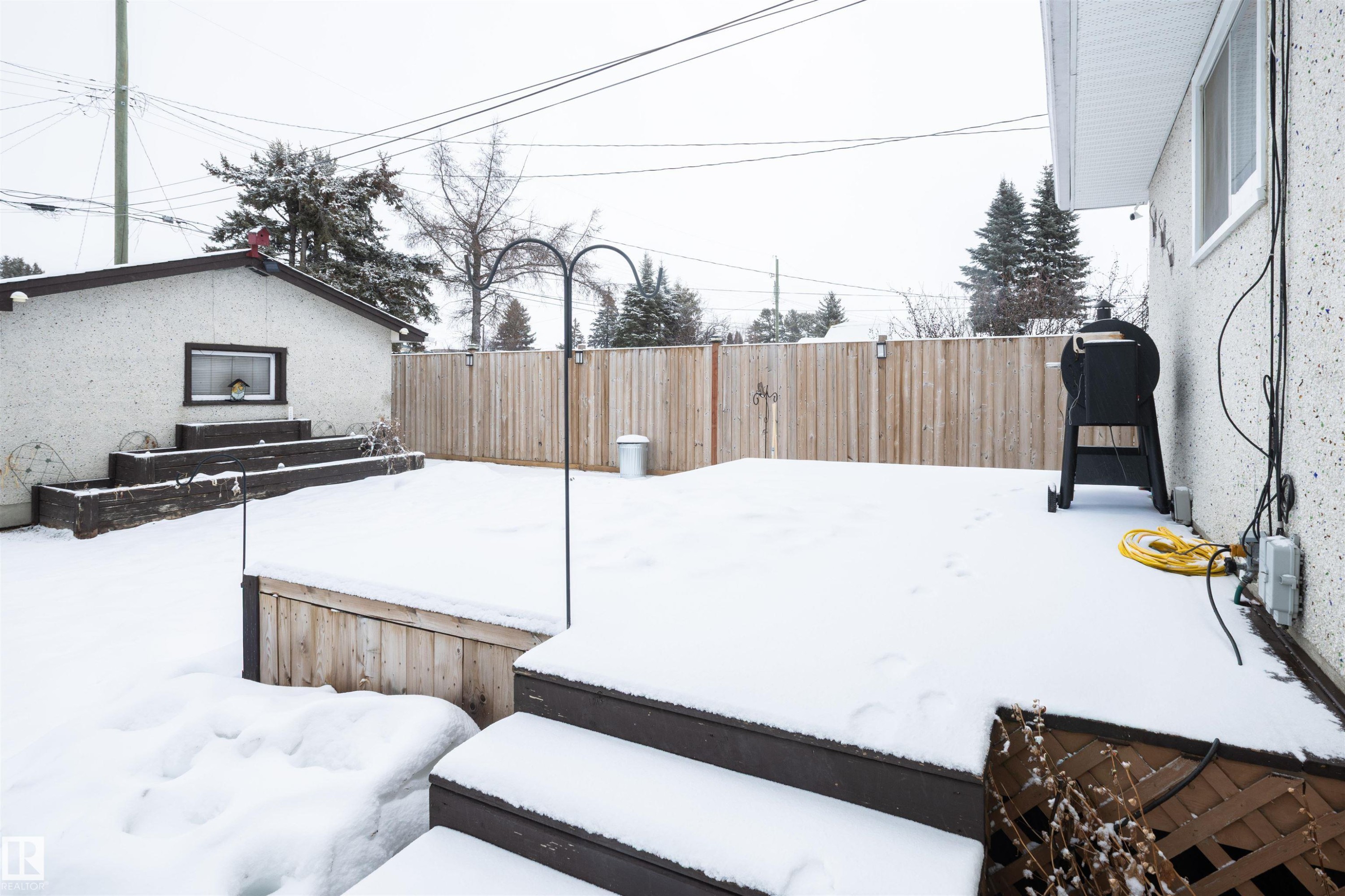 












4420 56 Avenue

,
Barrhead,




AB
T7N 1K6

