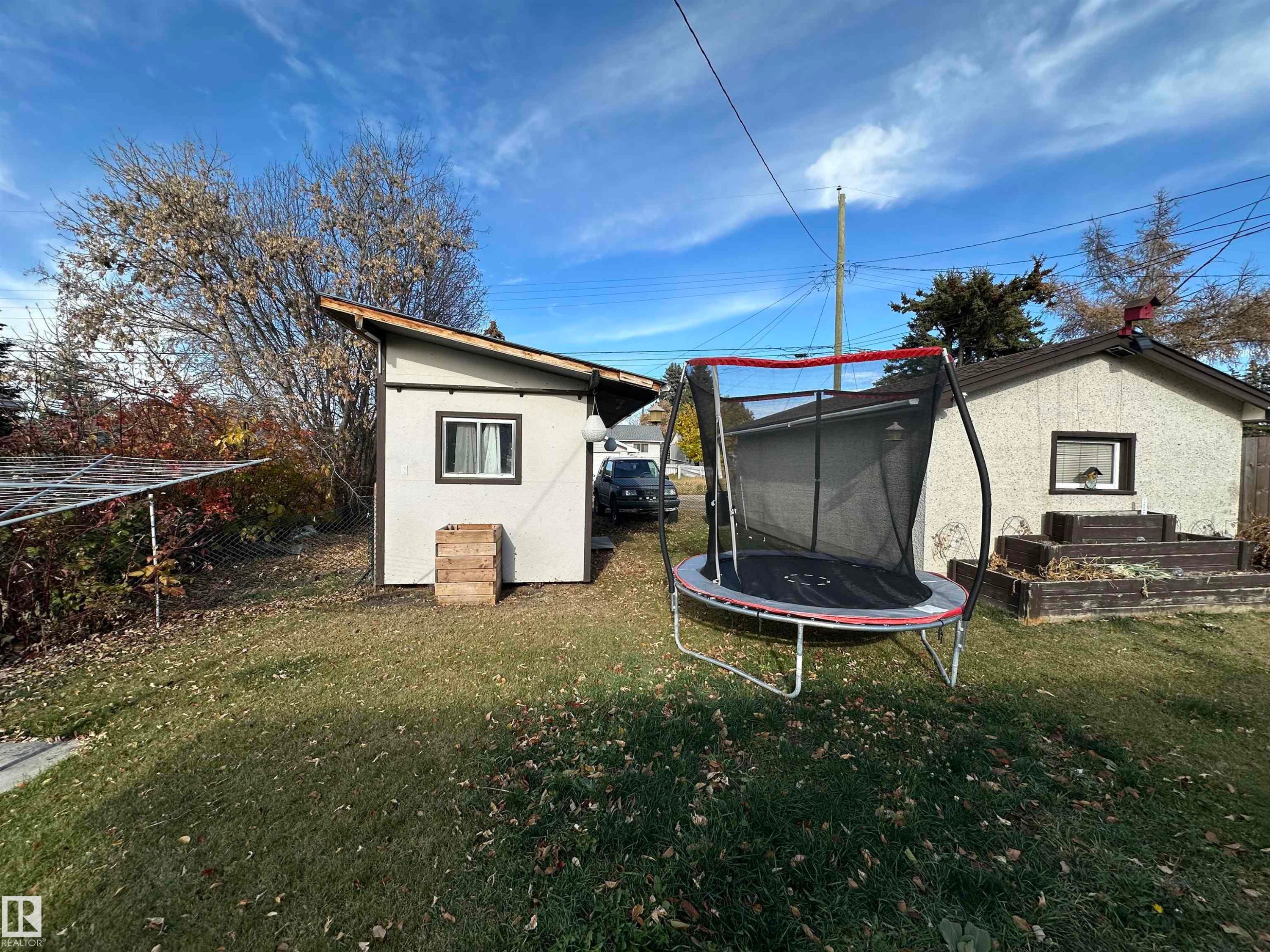 












4420 56 Avenue

,
Barrhead,




AB
T7N 1K6

