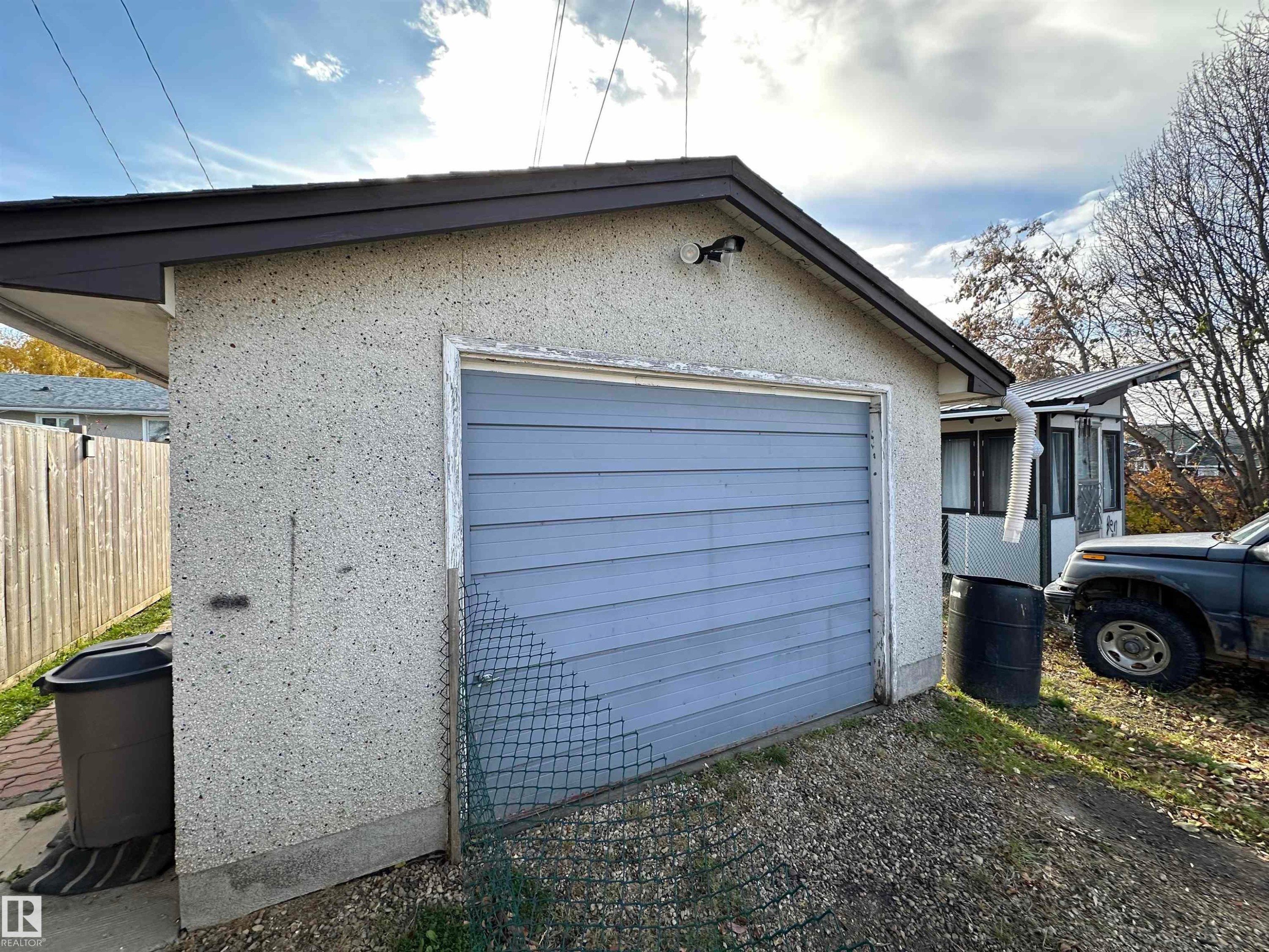 












4420 56 Avenue

,
Barrhead,




AB
T7N 1K6

