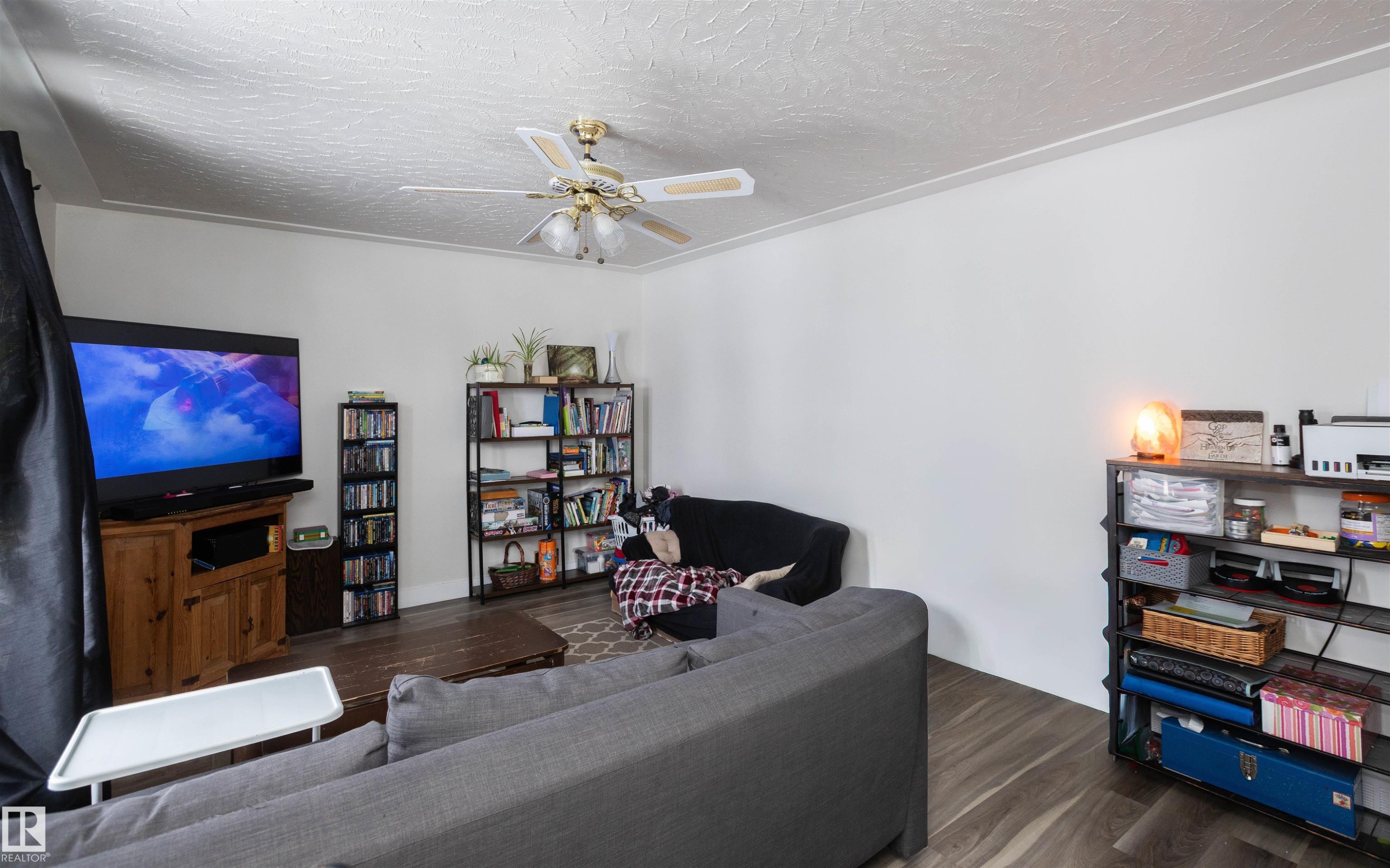 












4420 56 Avenue

,
Barrhead,




AB
T7N 1K6

