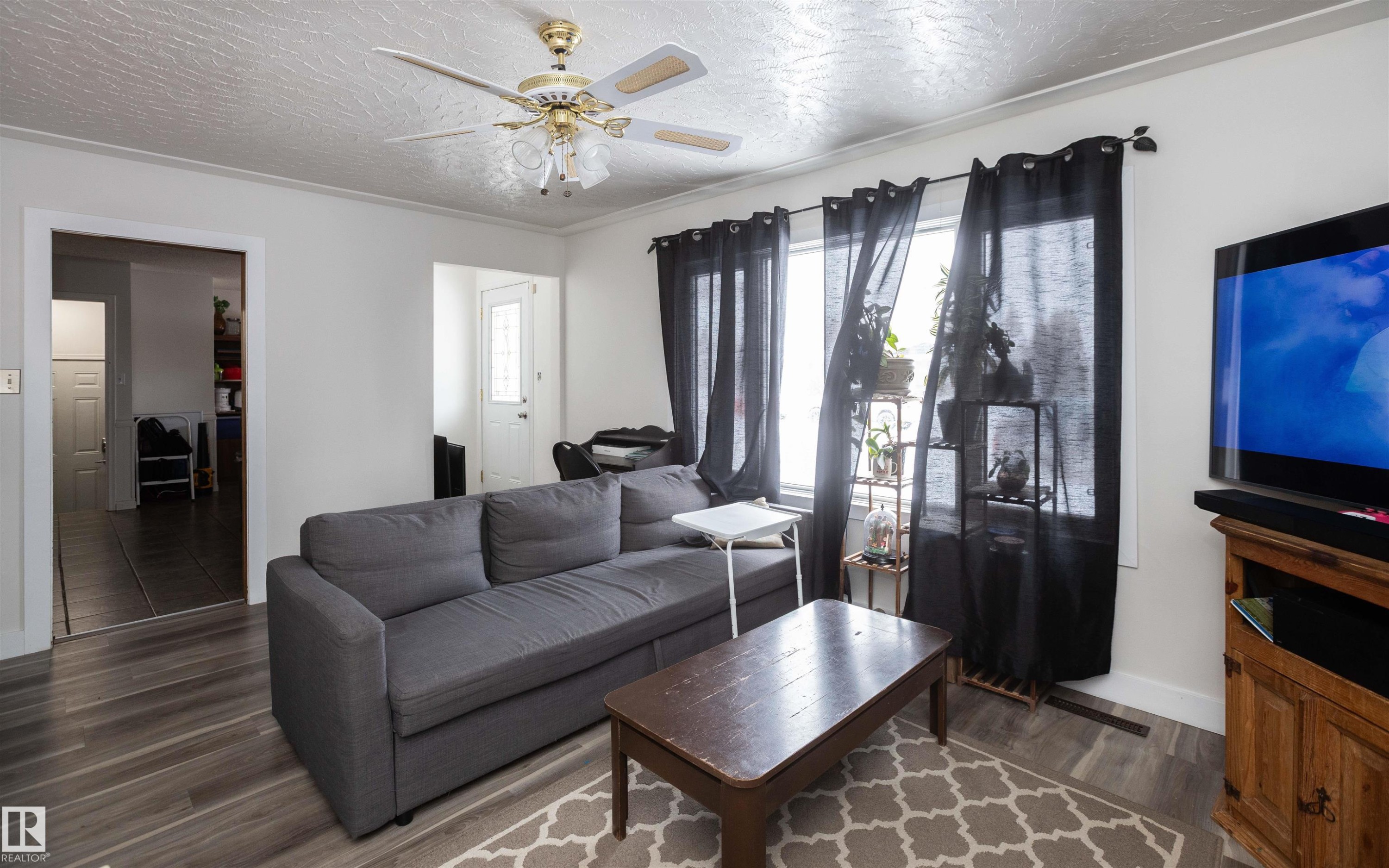 












4420 56 Avenue

,
Barrhead,




AB
T7N 1K6

