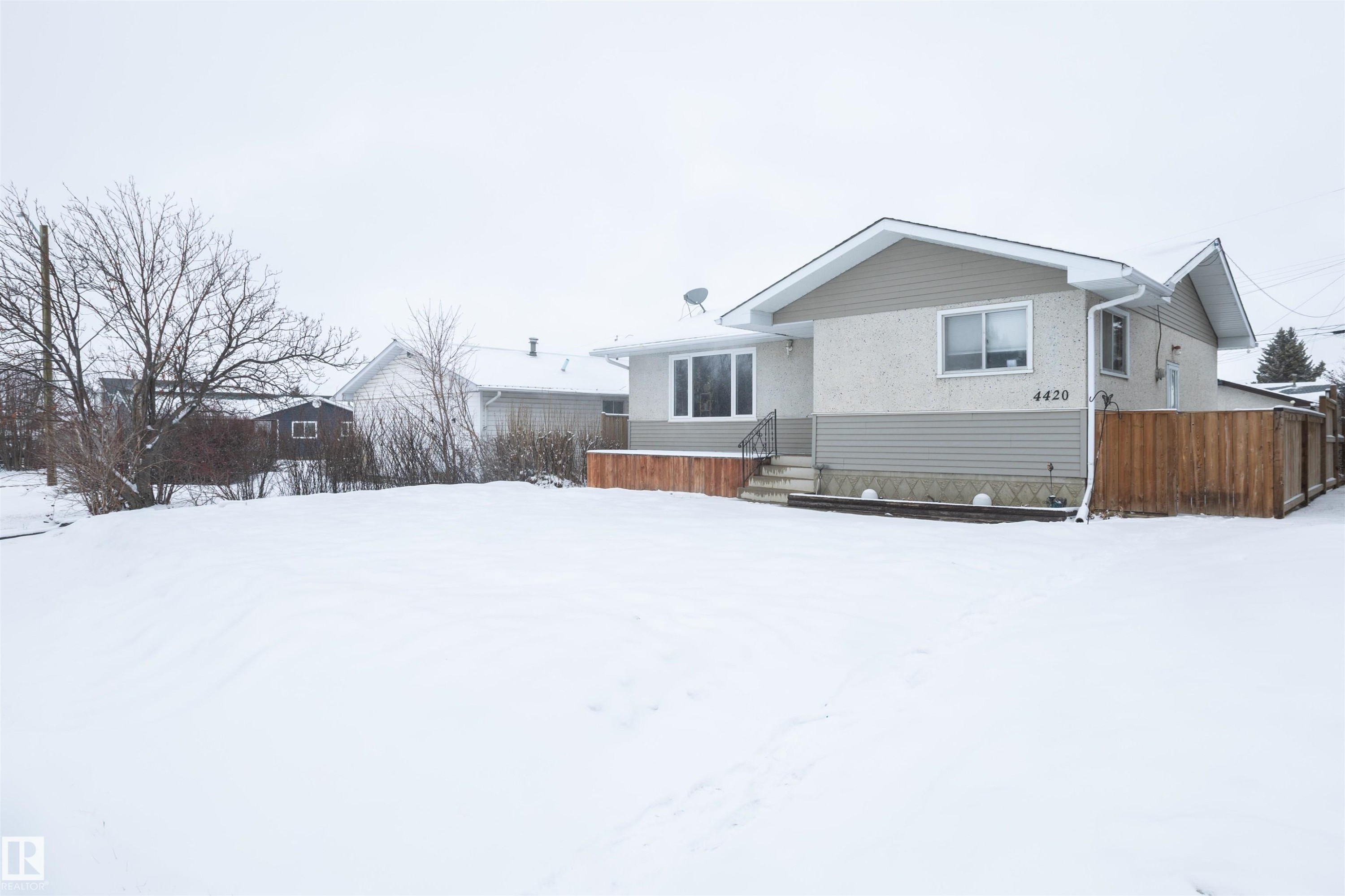 












4420 56 Avenue

,
Barrhead,




AB
T7N 1K6


