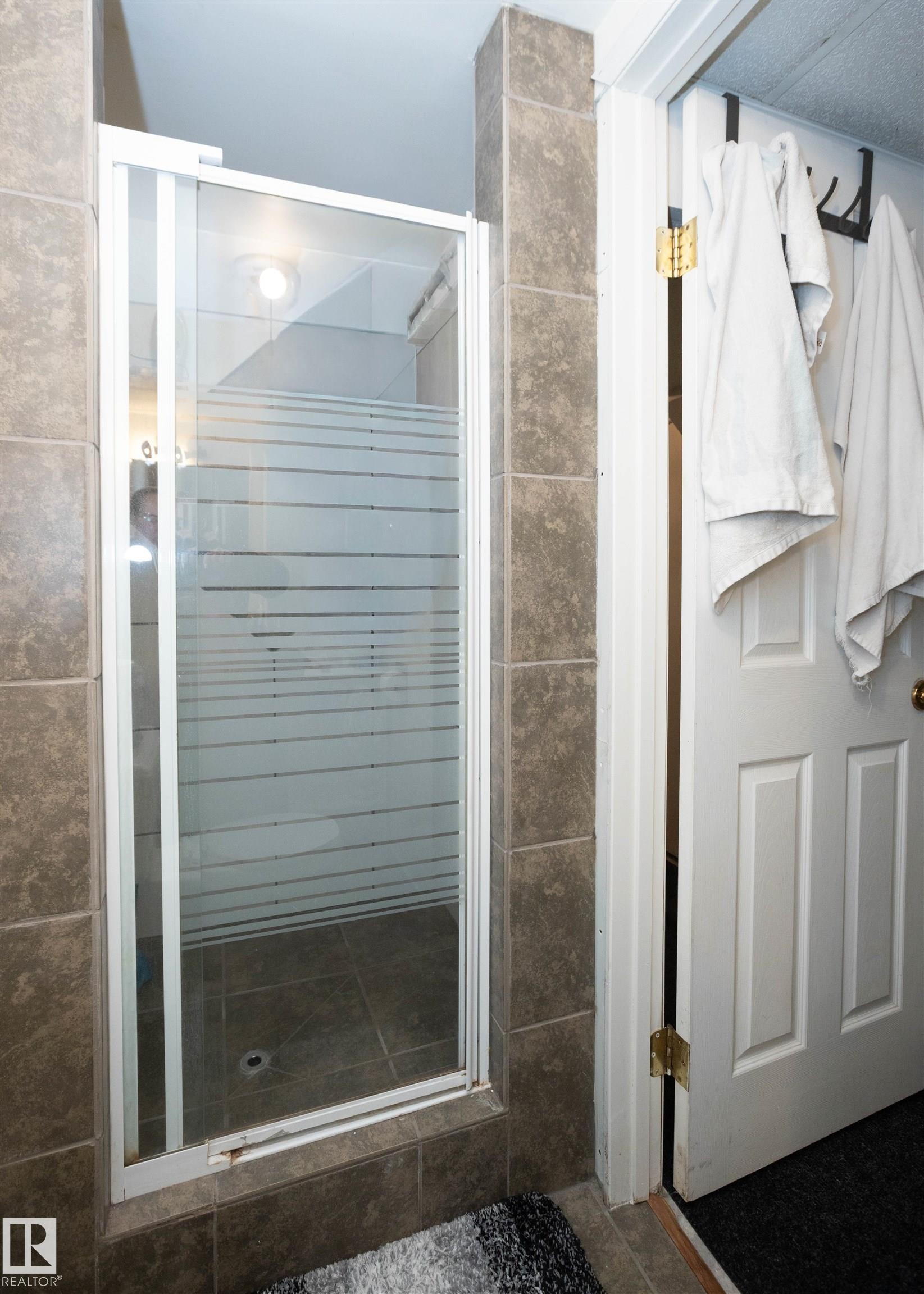












4420 56 Avenue

,
Barrhead,




AB
T7N 1K6

