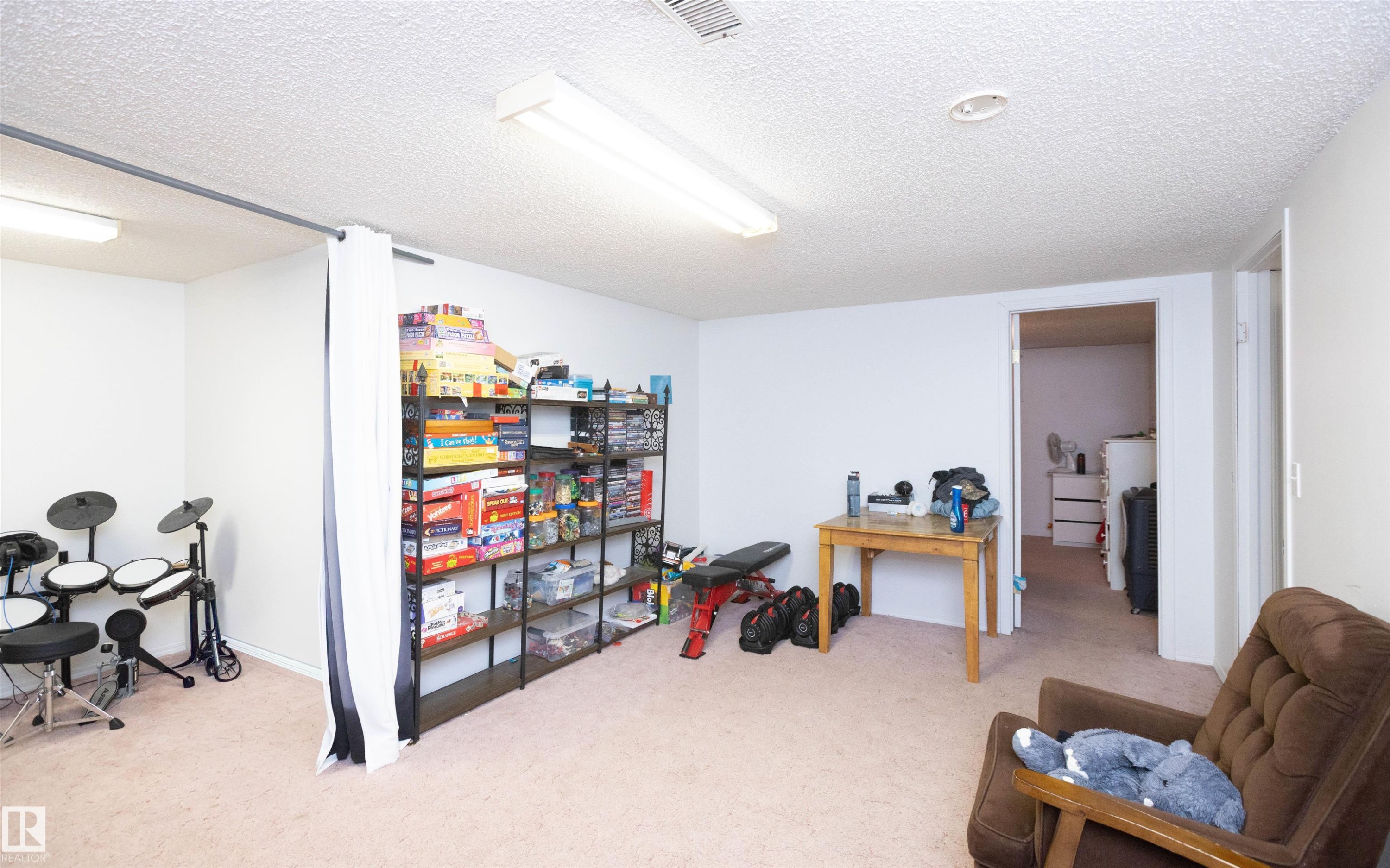 












4420 56 Avenue

,
Barrhead,




AB
T7N 1K6


