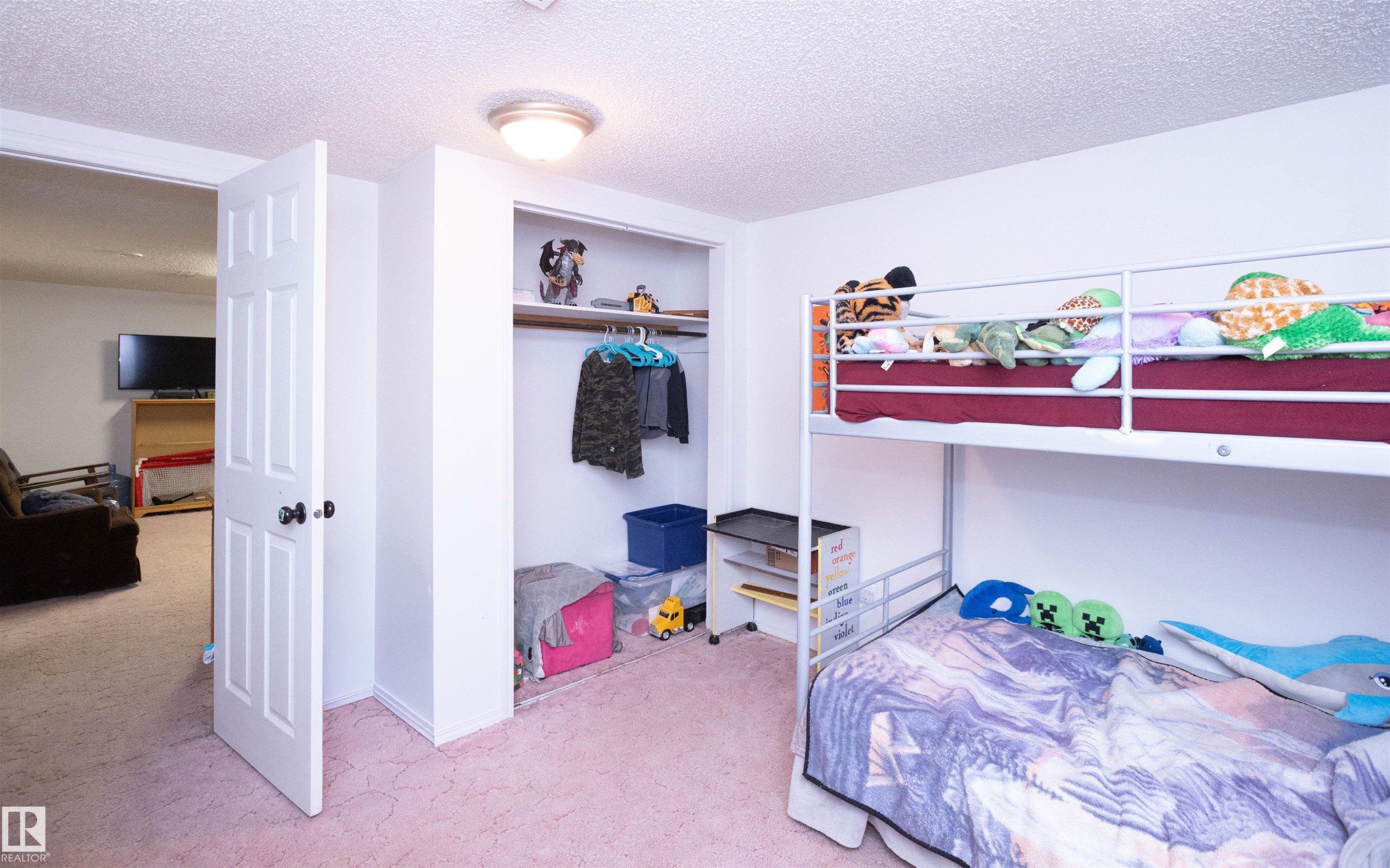 












4420 56 Avenue

,
Barrhead,




AB
T7N 1K6

