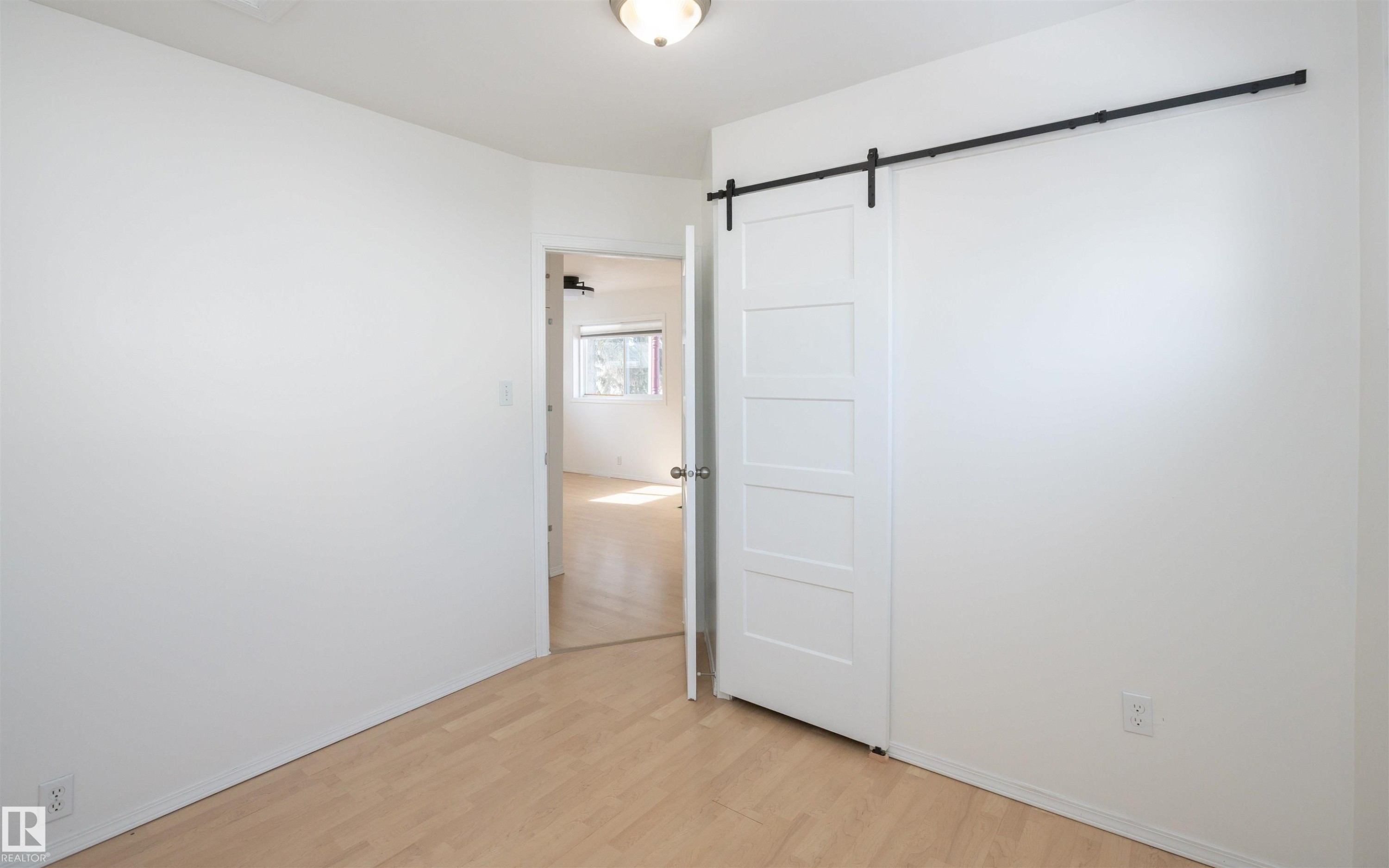 












9723 107 Street

,
Westlock,




AB
T7P 2K8

