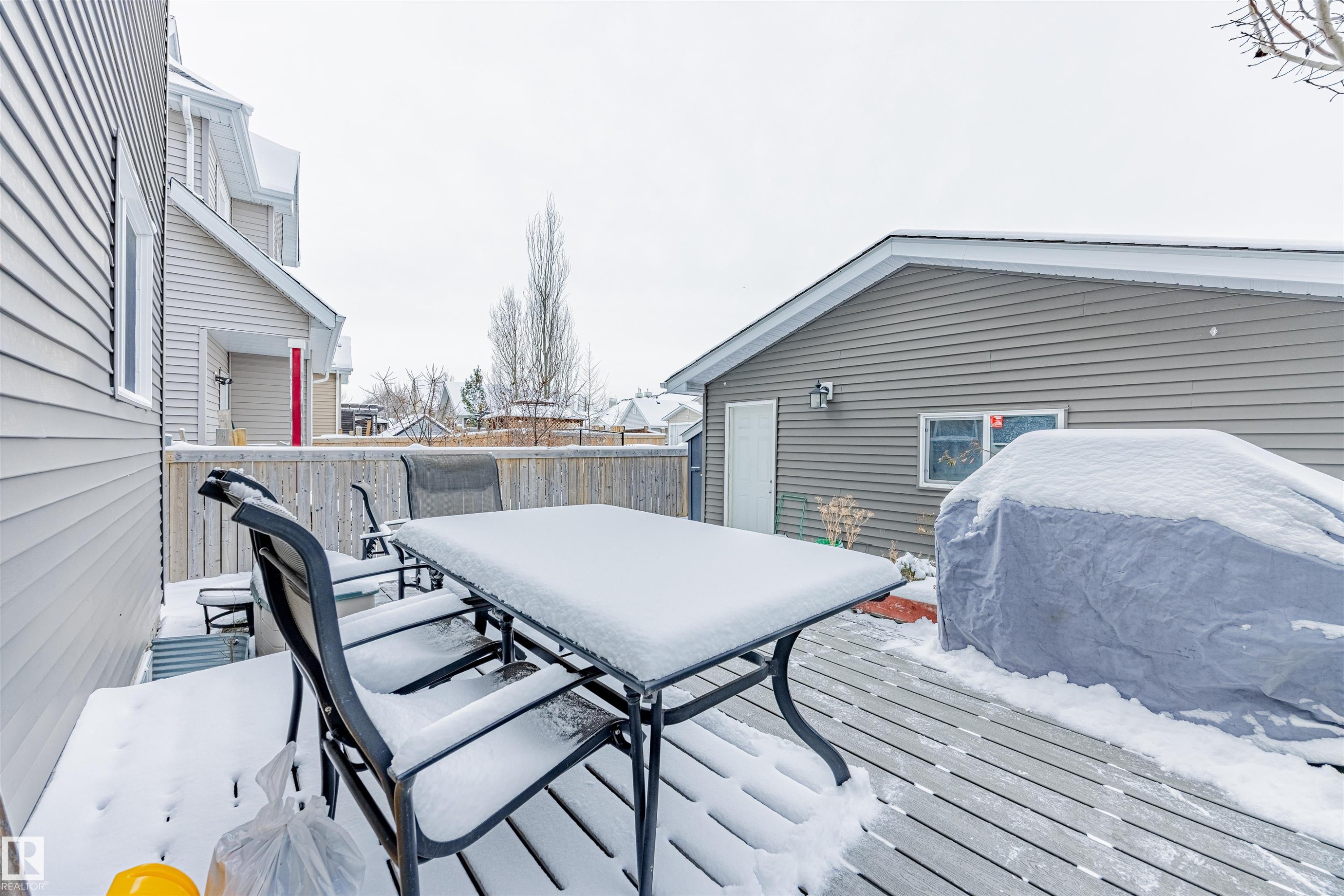 












1312 74 Street

,
Edmonton,




AB
T6X 0H1

