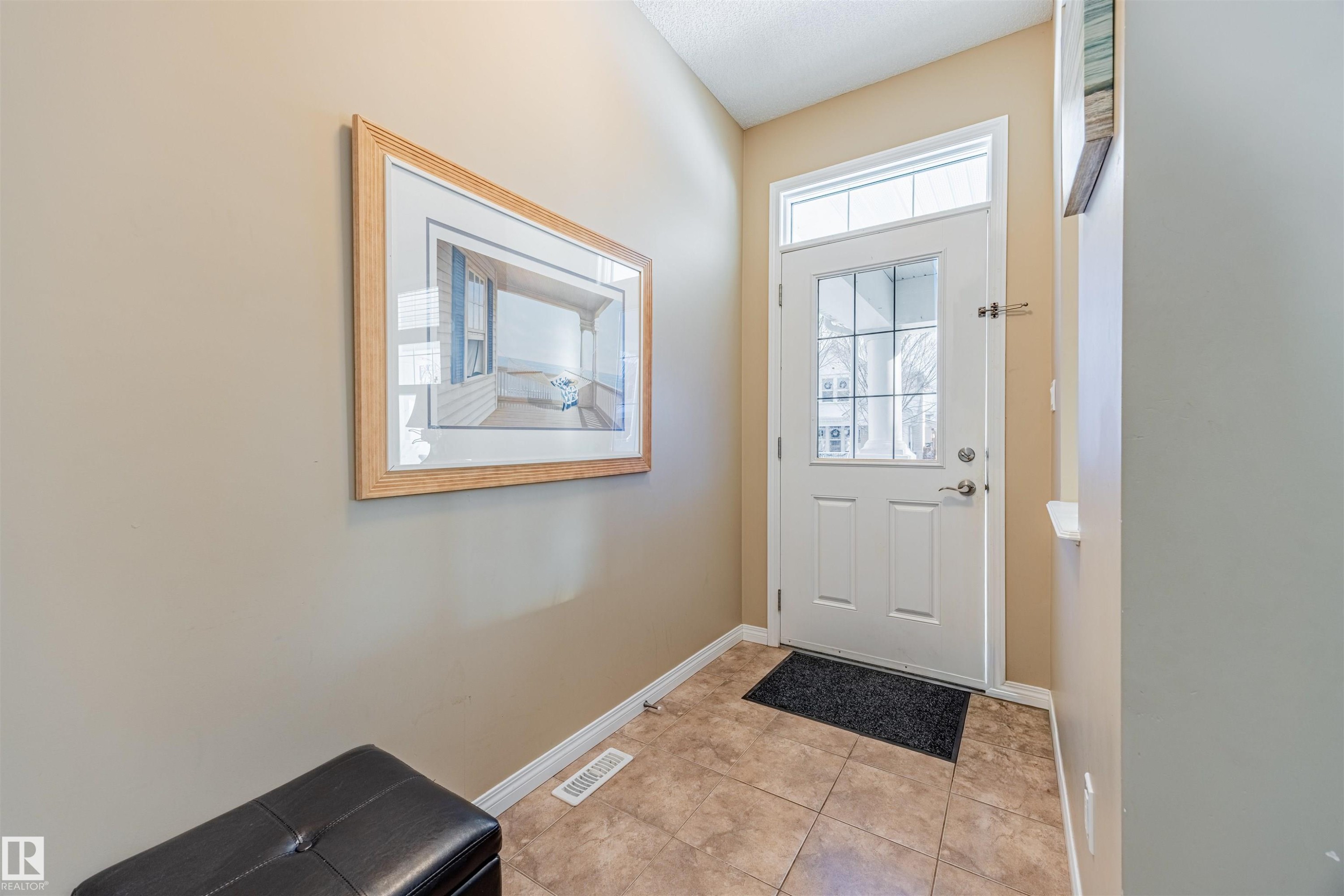 












1312 74 Street

,
Edmonton,




AB
T6X 0H1

