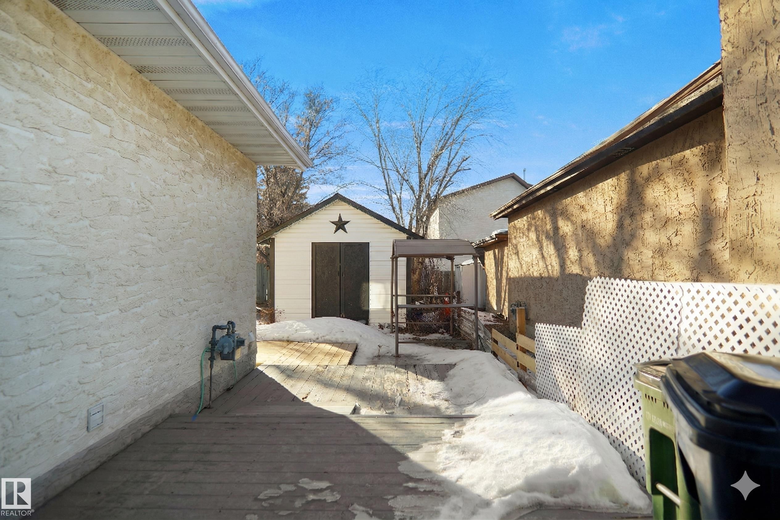 












3312 44A Street

,
Edmonton,




AB
T6L 4W9

