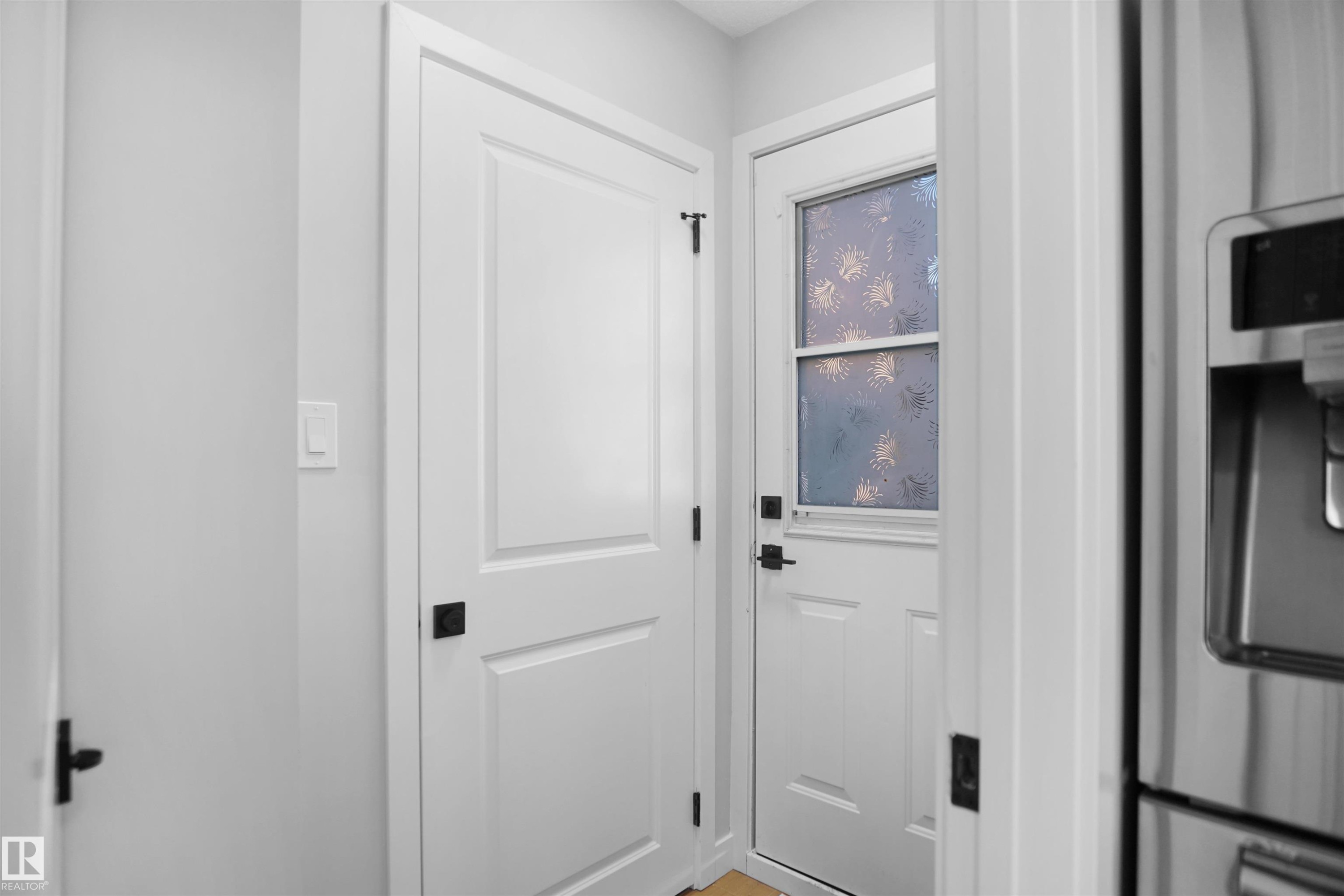 












3312 44A Street

,
Edmonton,




AB
T6L 4W9

