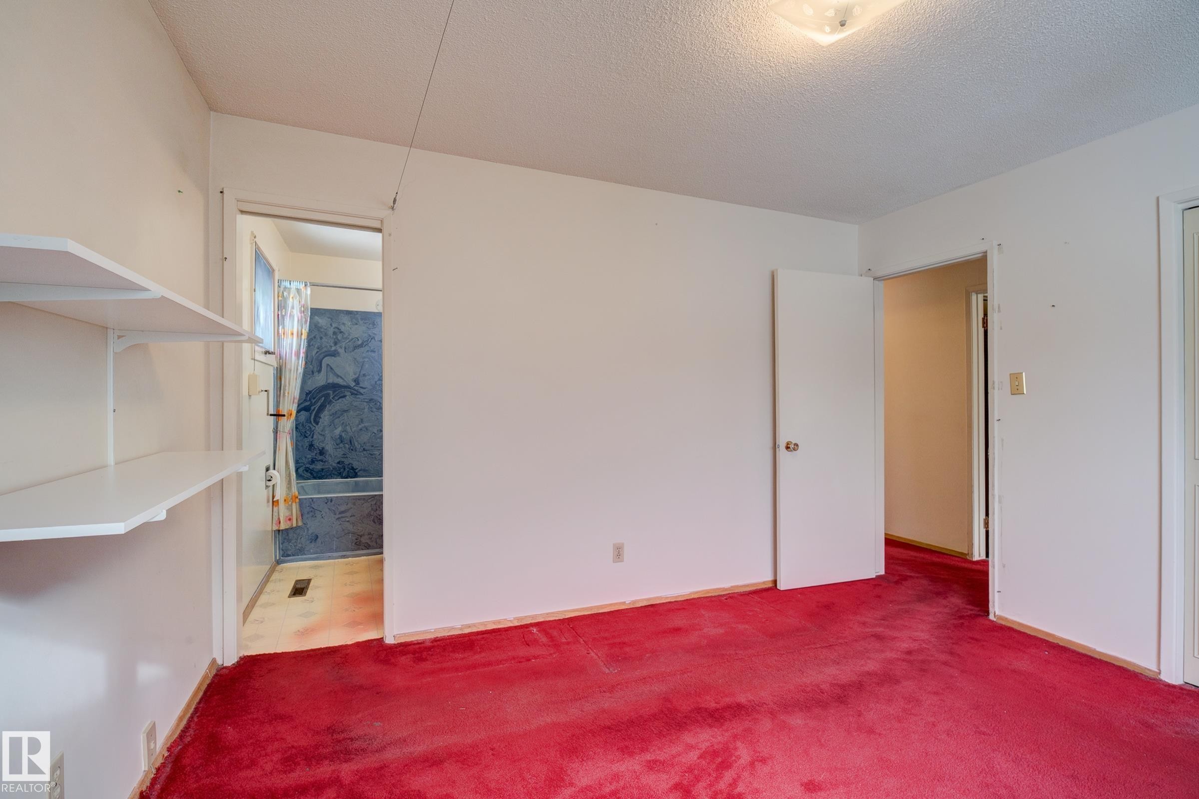 












7807 144 Avenue NW

,
Edmonton,




AB
T5C 2R9

