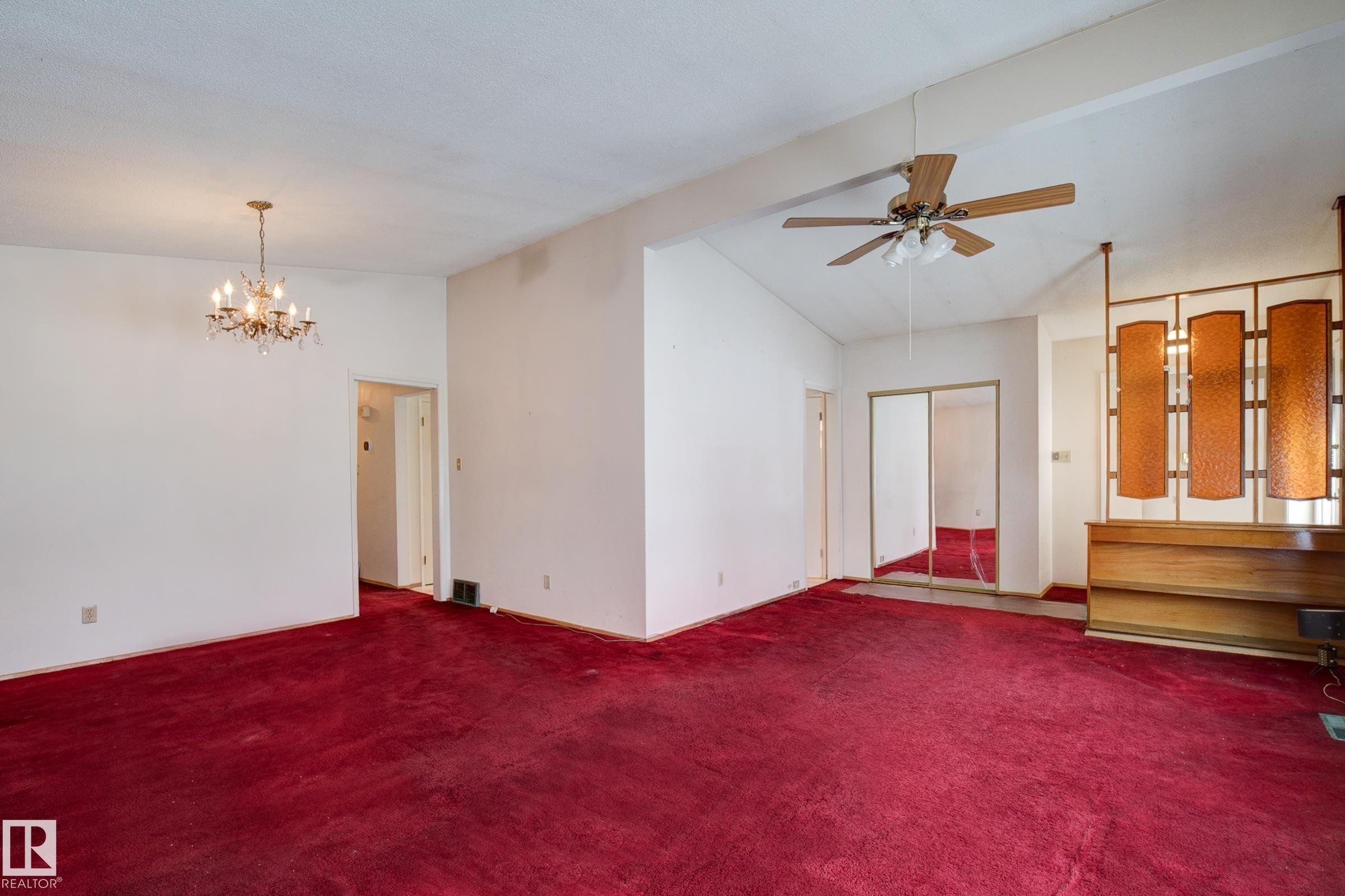 












7807 144 Avenue NW

,
Edmonton,




AB
T5C 2R9

