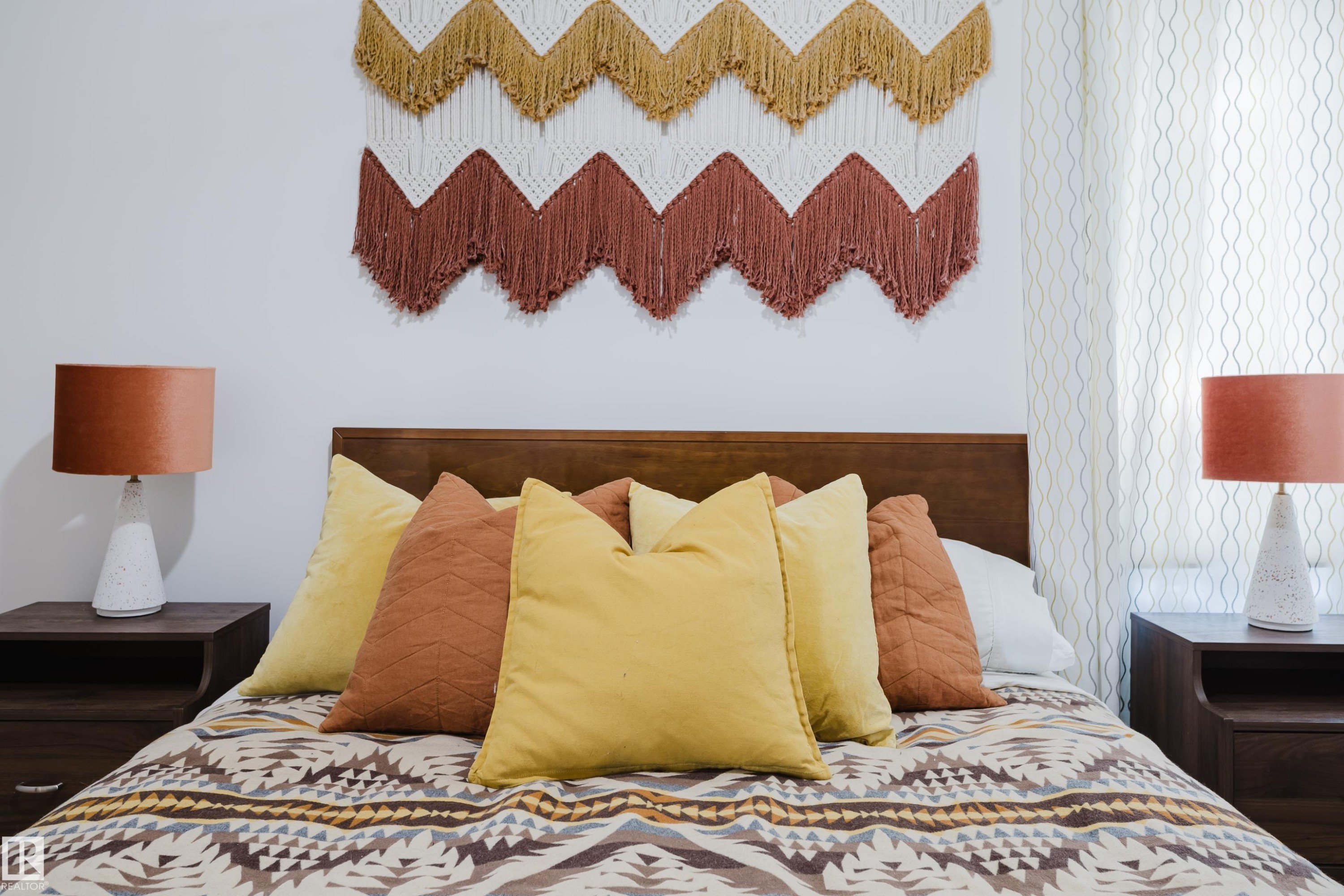 












10643 66 Avenue

,
Edmonton,




AB
T6H 1X5

