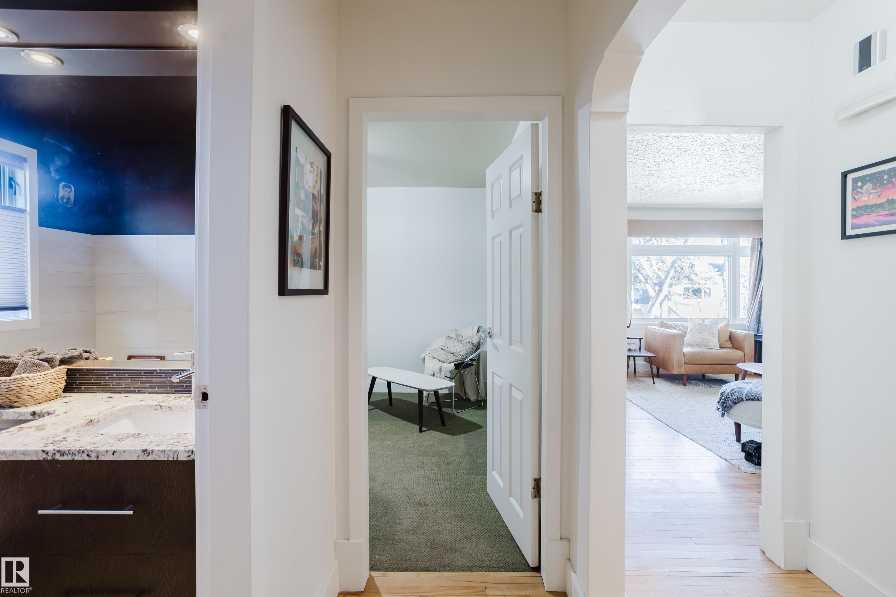 












10643 66 Avenue

,
Edmonton,




AB
T6H 1X5

