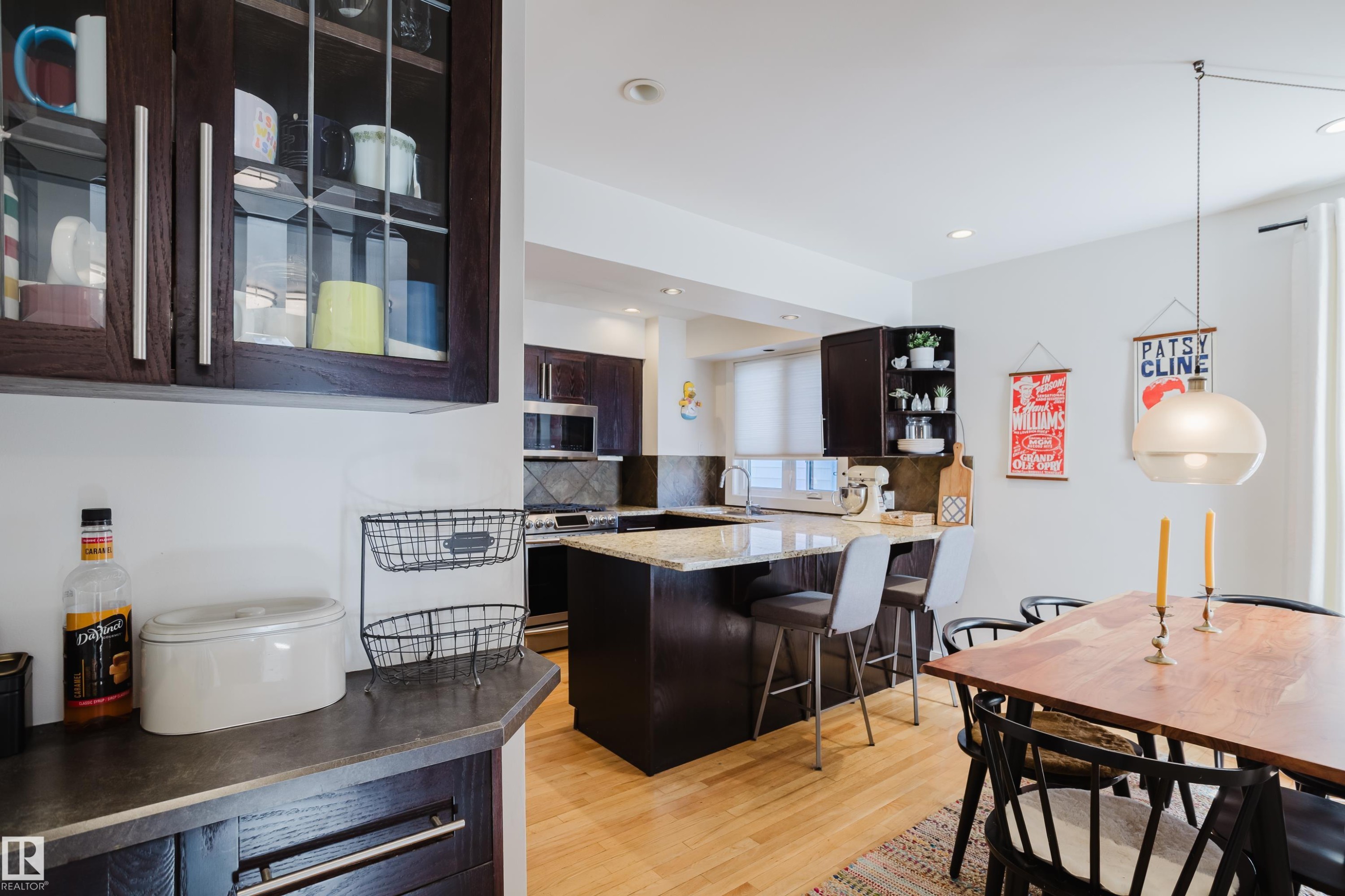 












10643 66 Avenue

,
Edmonton,




AB
T6H 1X5

