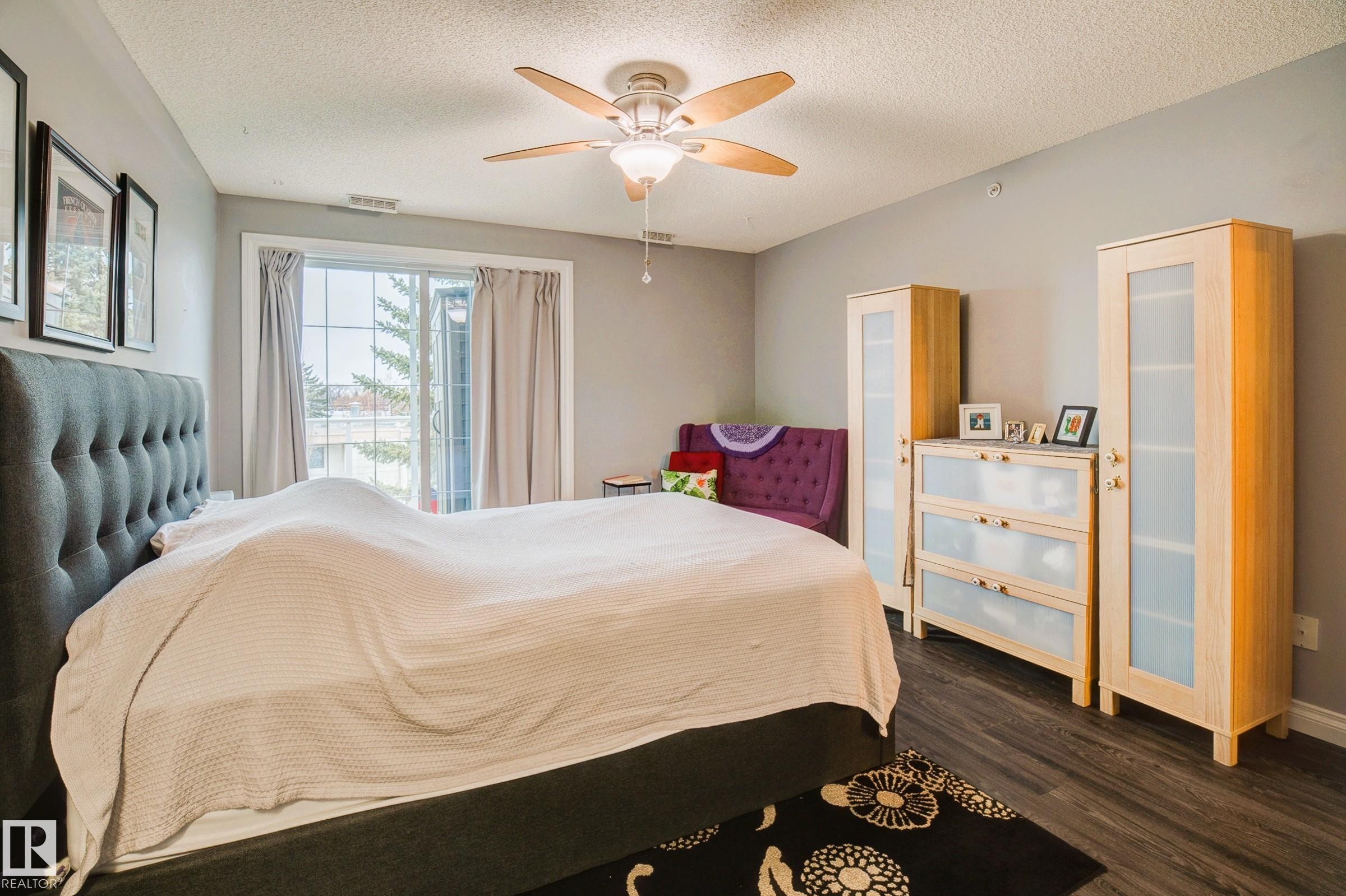 












406 12110 106 Avenue

,
Edmonton,




AB
T5N 4R9

