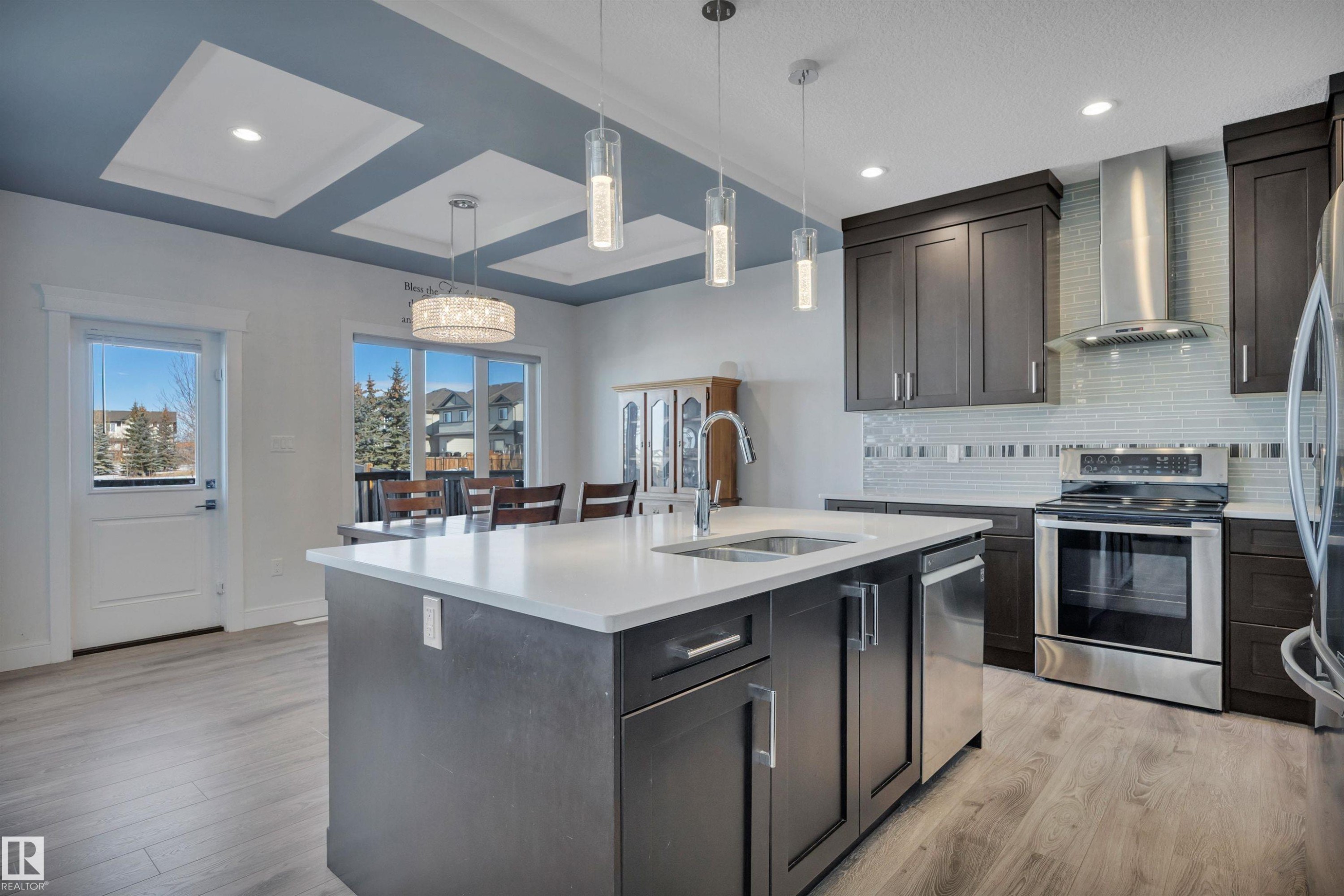 












36 Sandalwood Place

,
Leduc,




AB
T9E 1C3

