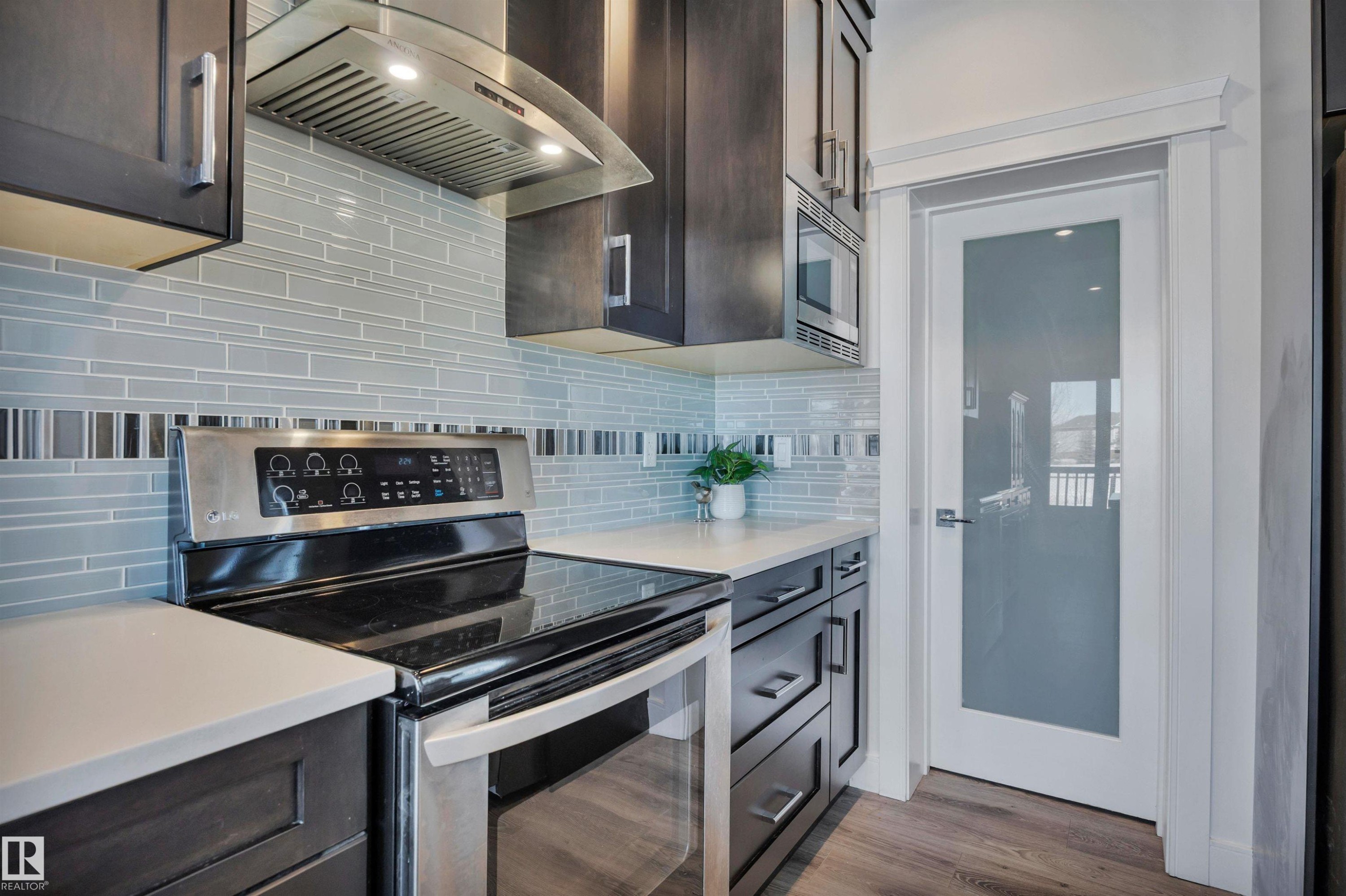 












36 Sandalwood Place

,
Leduc,




AB
T9E 1C3

