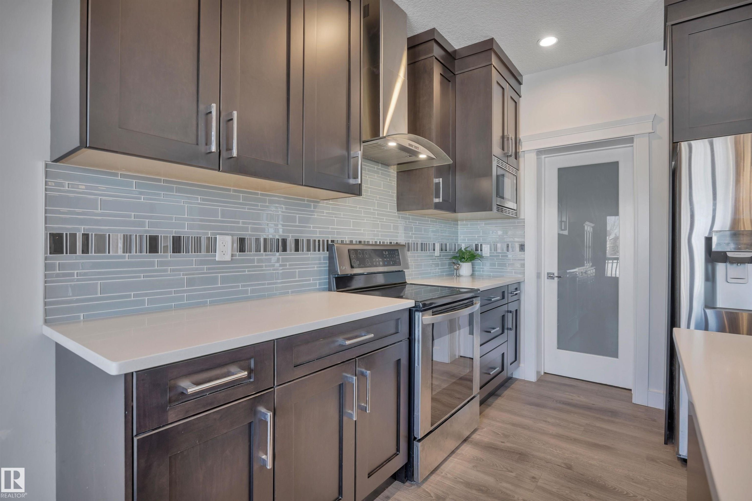 












36 Sandalwood Place

,
Leduc,




AB
T9E 1C3

