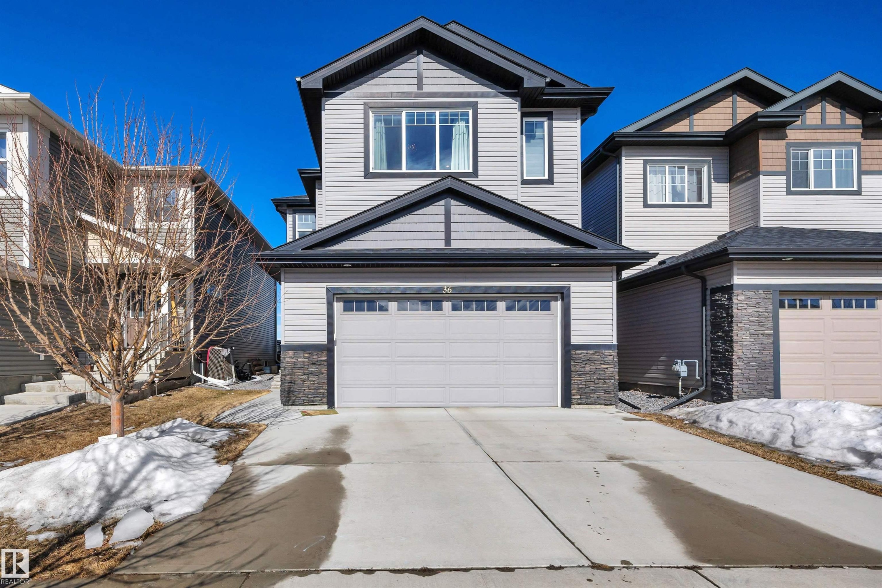 












36 Sandalwood Place

,
Leduc,




AB
T9E 1C3

