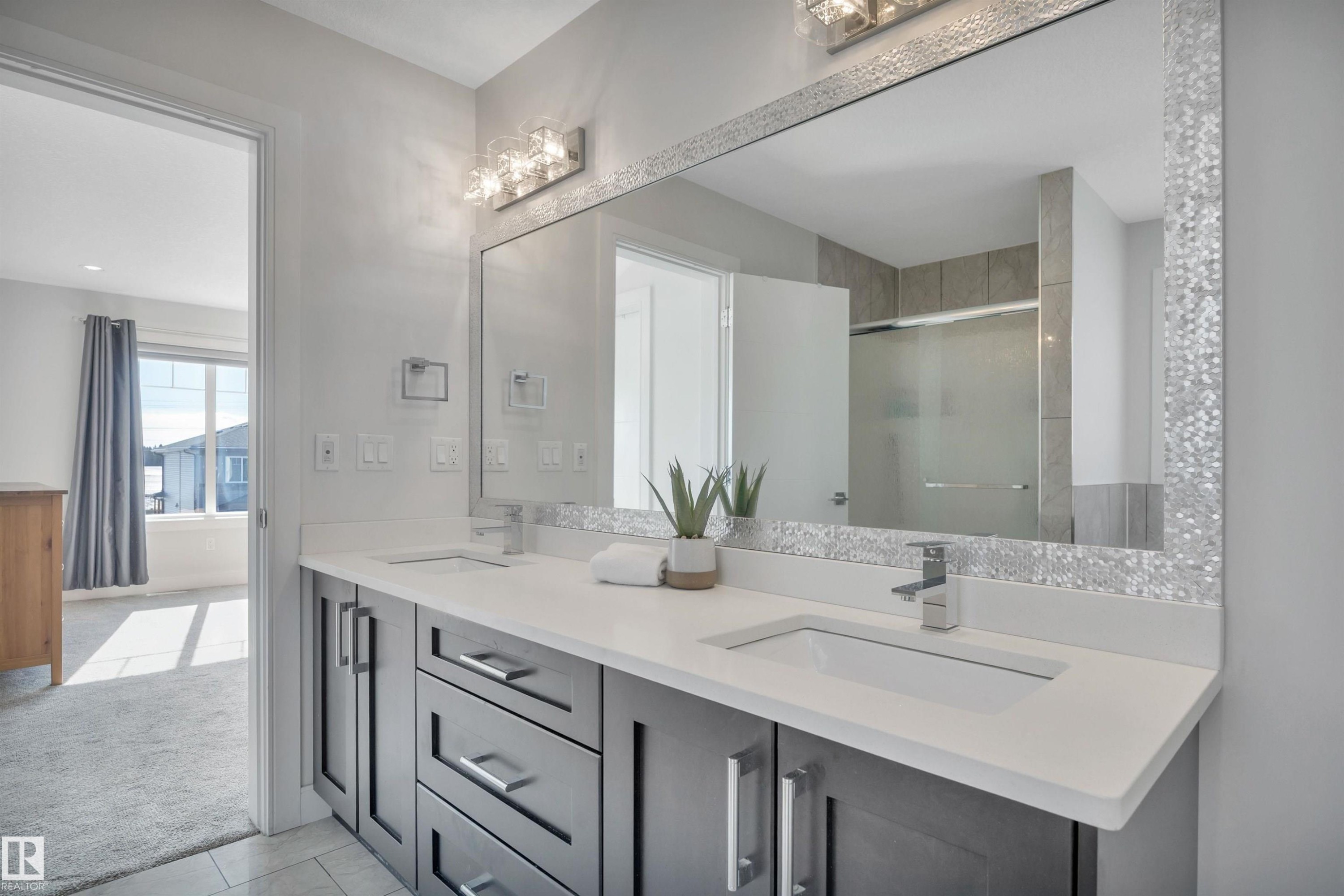 












36 Sandalwood Place

,
Leduc,




AB
T9E 1C3

