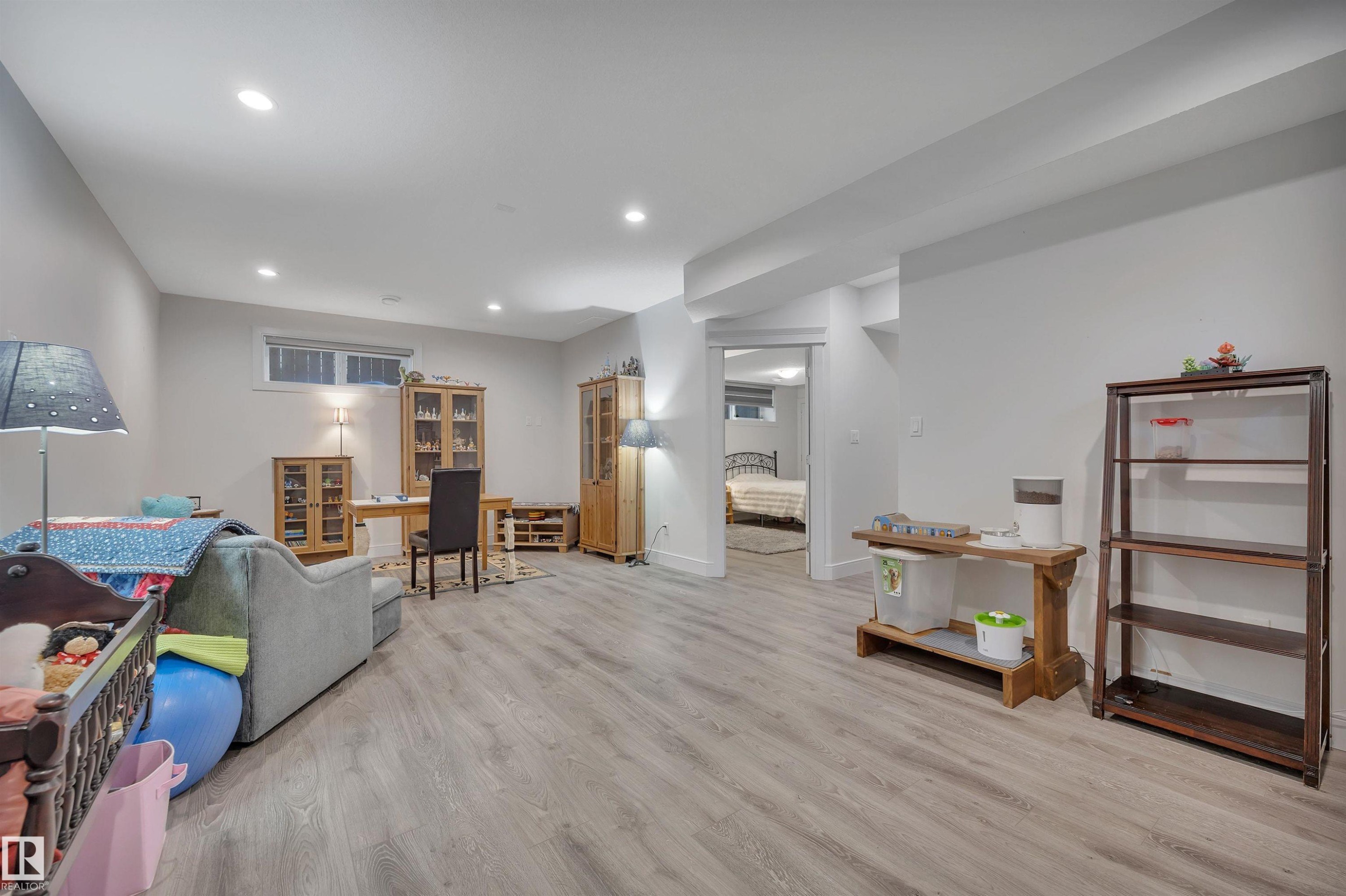 












36 Sandalwood Place

,
Leduc,




AB
T9E 1C3

