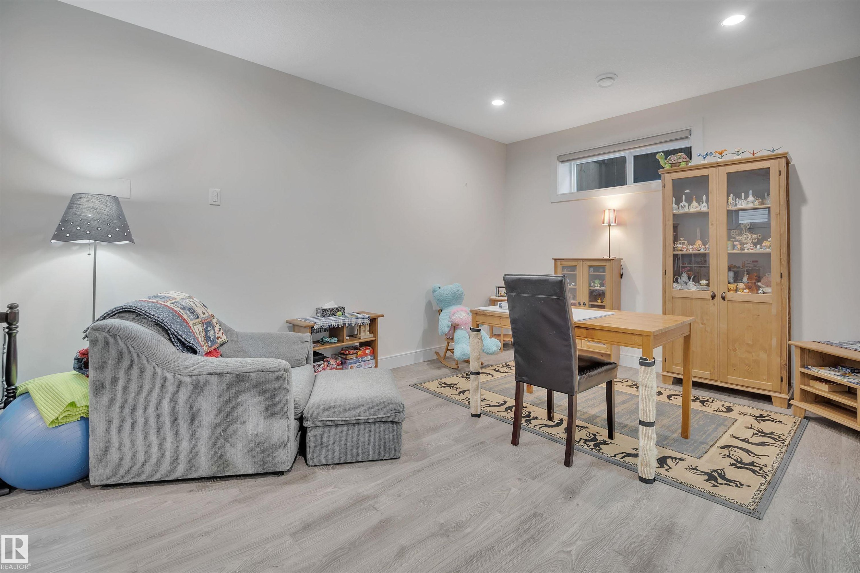 












36 Sandalwood Place

,
Leduc,




AB
T9E 1C3

