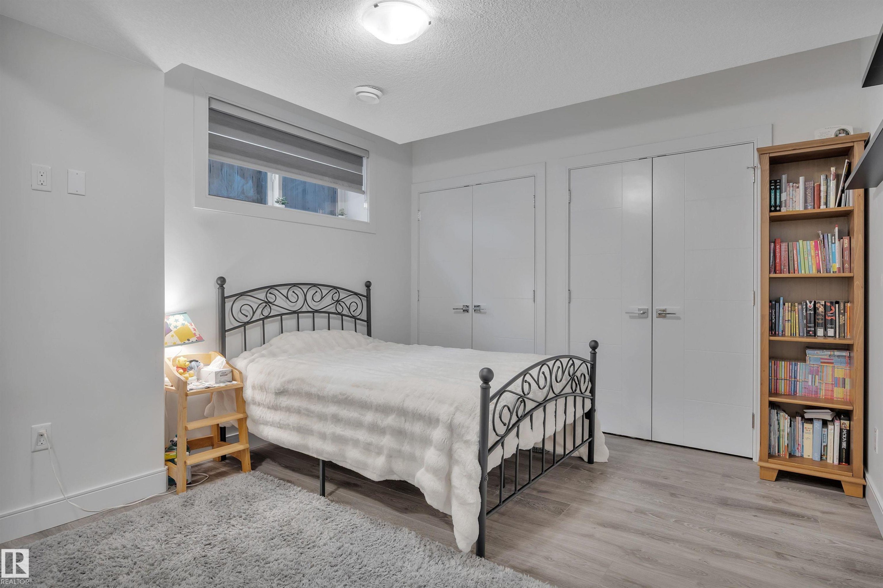 












36 Sandalwood Place

,
Leduc,




AB
T9E 1C3

