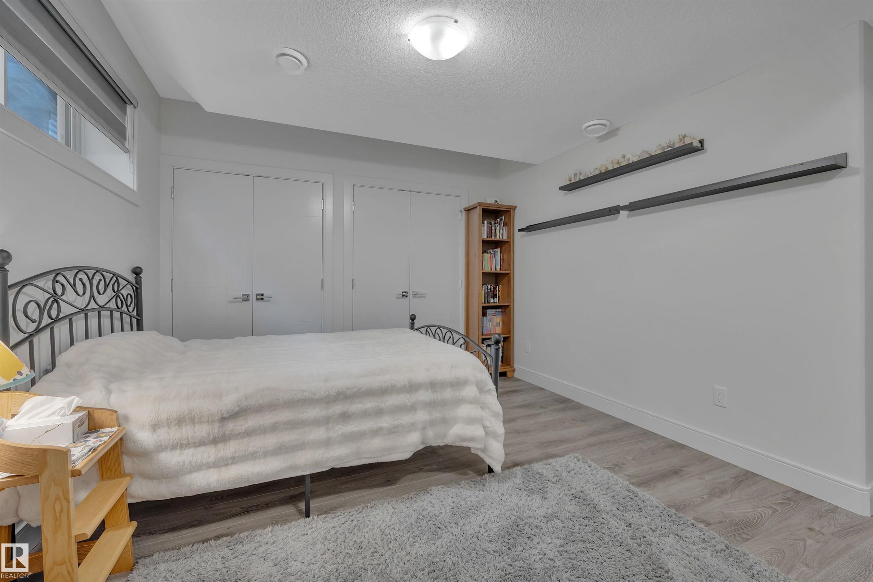 












36 Sandalwood Place

,
Leduc,




AB
T9E 1C3

