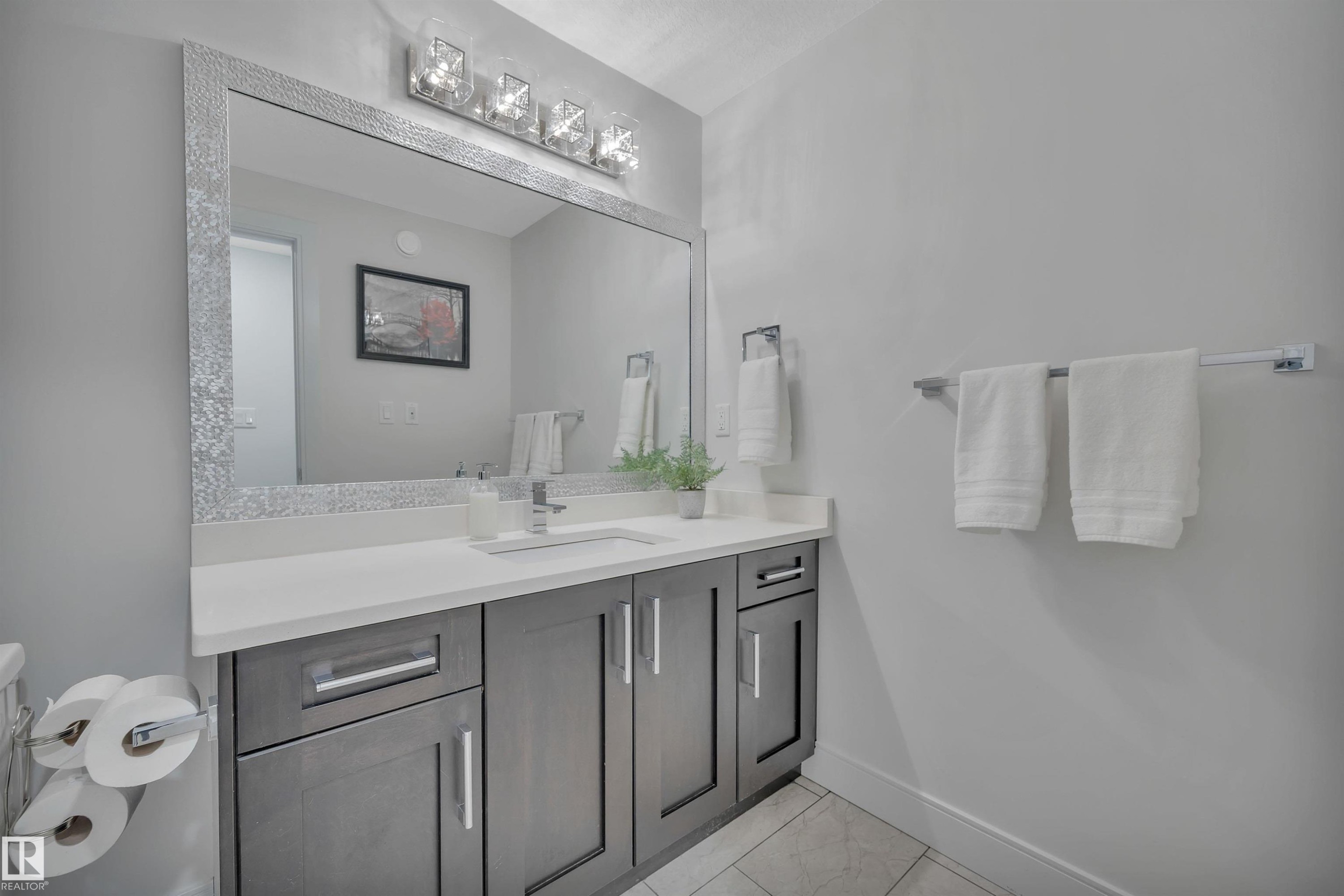 












36 Sandalwood Place

,
Leduc,




AB
T9E 1C3

