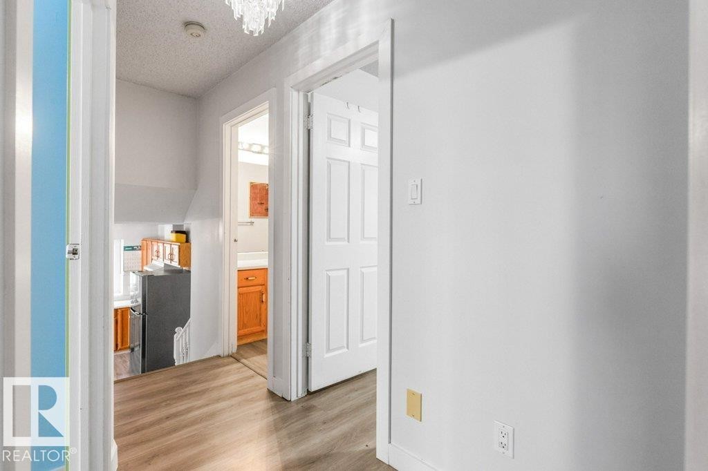 












3132 49A Street

,
Edmonton,




AB
T6L 4Y6

