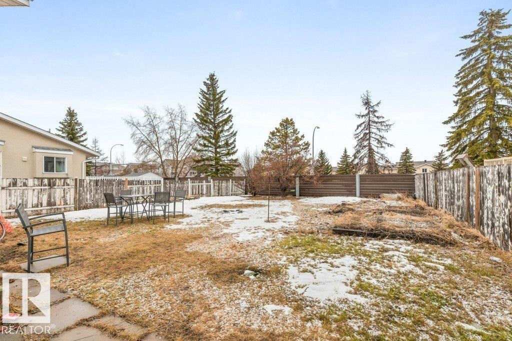 












3132 49A Street

,
Edmonton,




AB
T6L 4Y6

