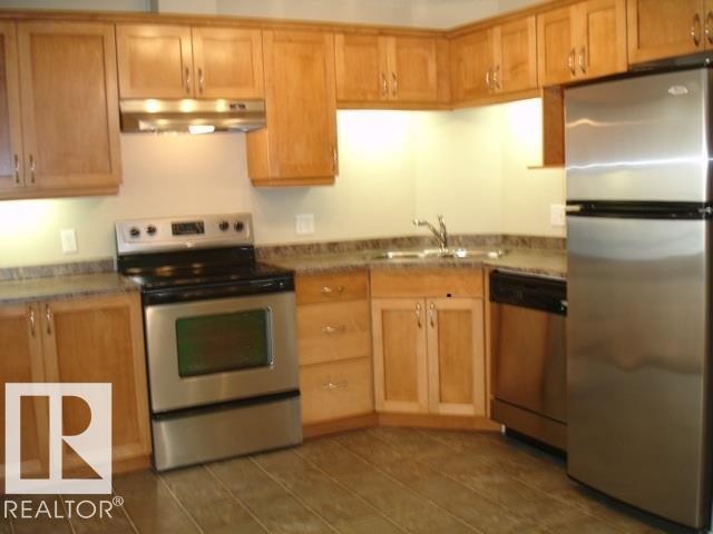 












1118 330 CLAIREVIEW STATION Drive

,
Edmonton,




AB
T5Y 0E6

