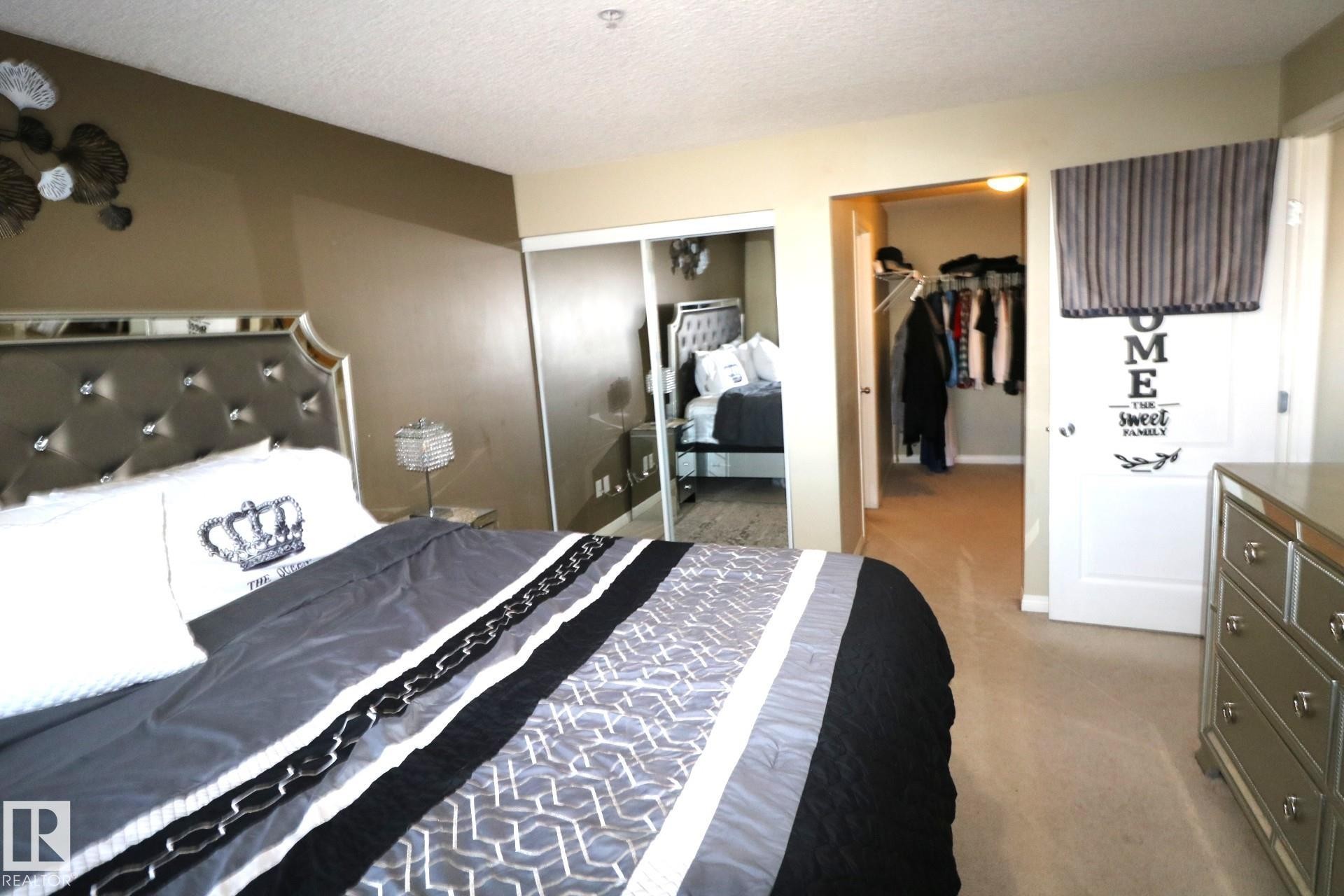 












1118 330 CLAIREVIEW STATION Drive

,
Edmonton,




AB
T5Y 0E6

