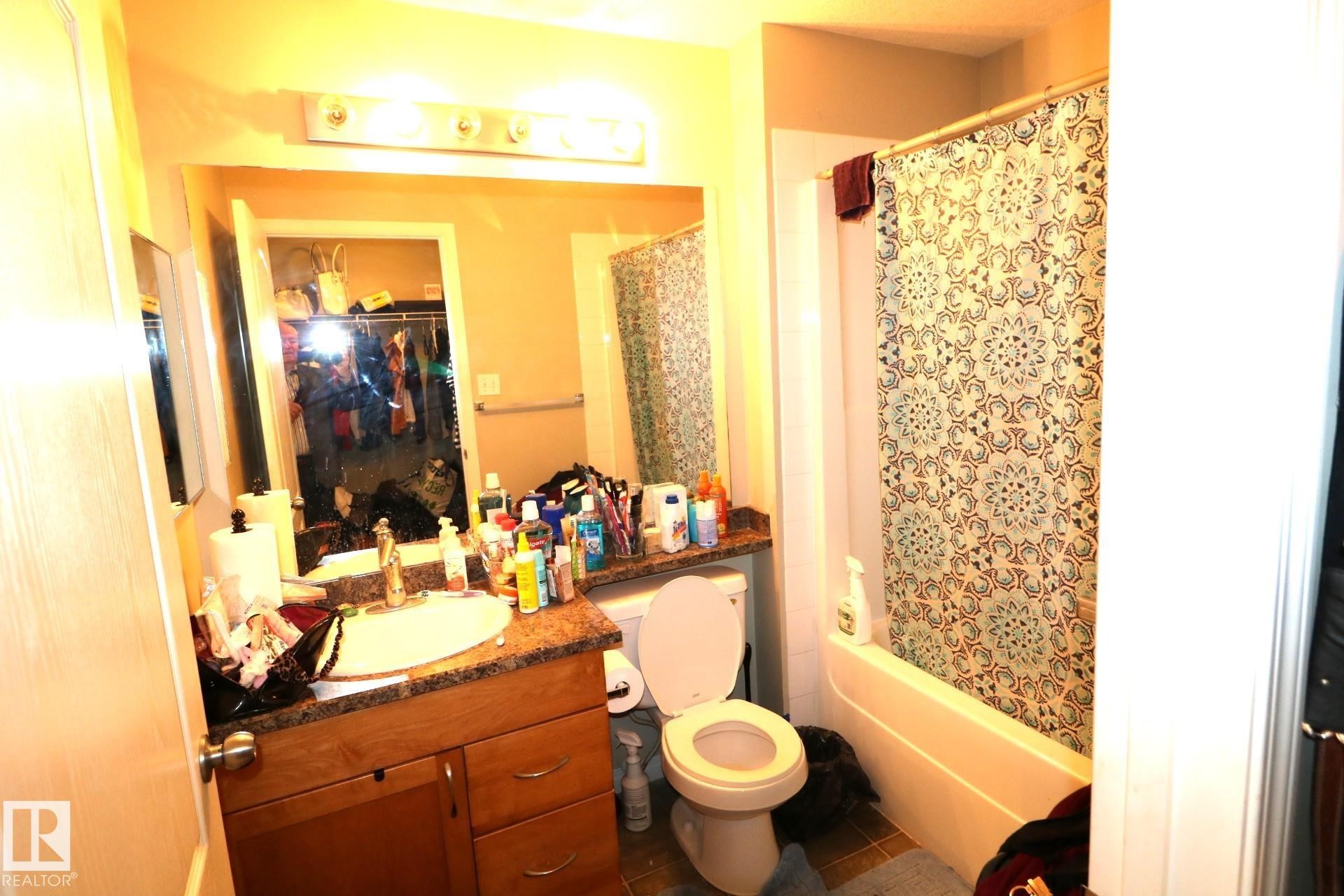 












1204 330 CLAREVIEW STATION Drive

,
Edmonton,




AB
T5Y 0E6

