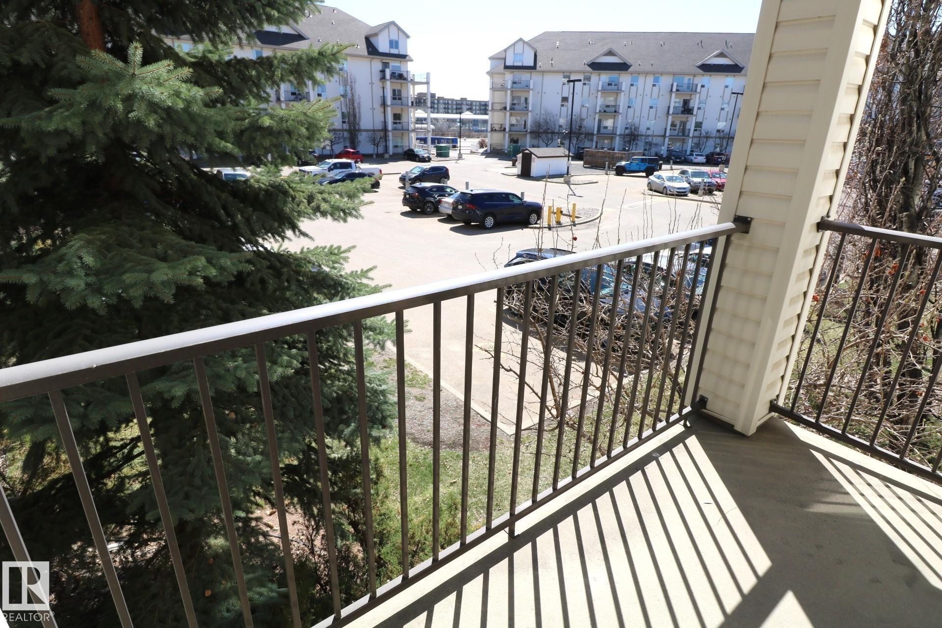 












1204 330 CLAREVIEW STATION Drive

,
Edmonton,




AB
T5Y 0E6

