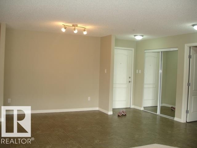 












1204 330 CLAREVIEW STATION Drive

,
Edmonton,




AB
T5Y 0E6

