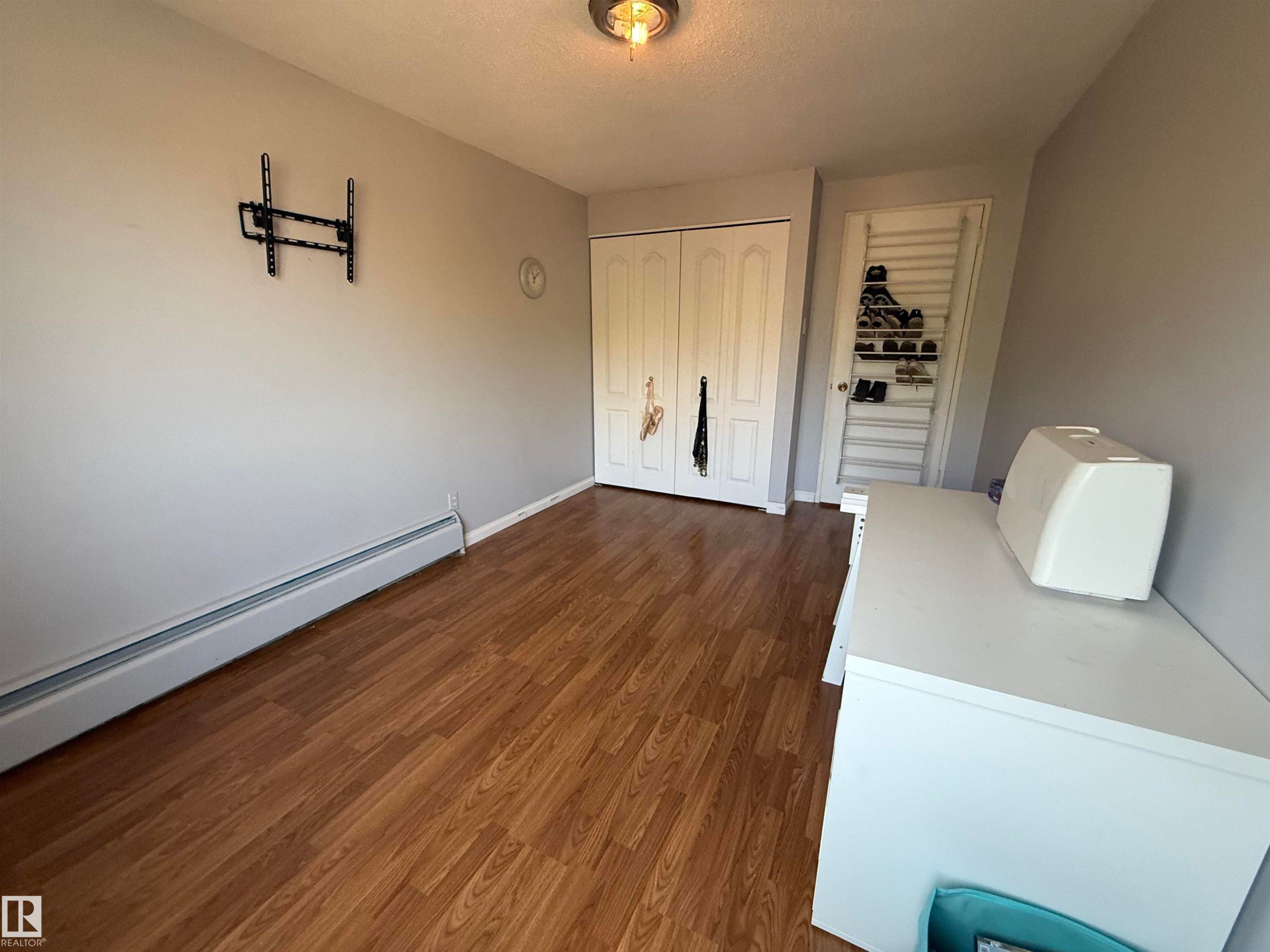 












207 7815 159 Street

,
Edmonton,




AB
T5R 2E1

