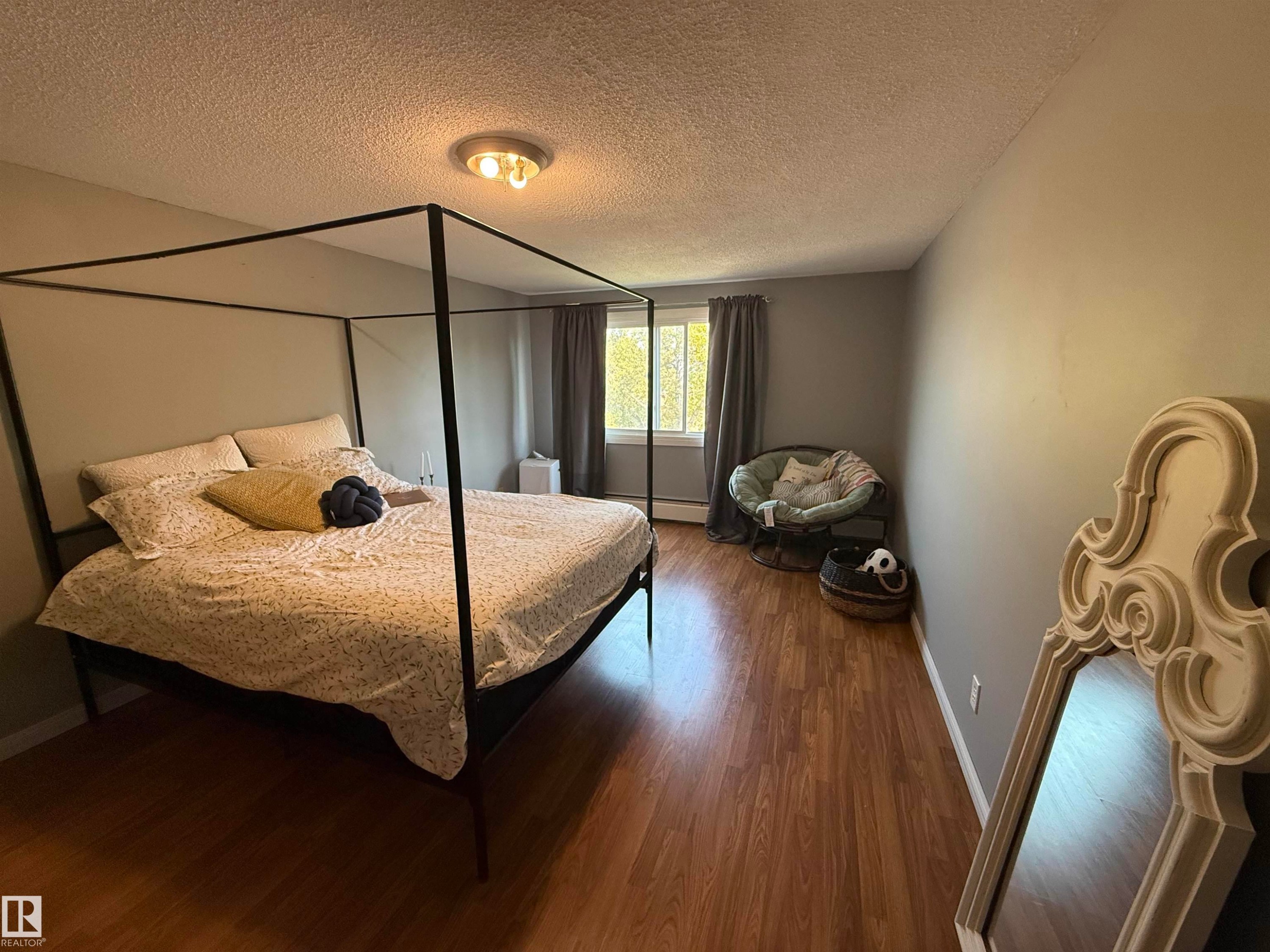 












207 7815 159 Street

,
Edmonton,




AB
T5R 2E1

