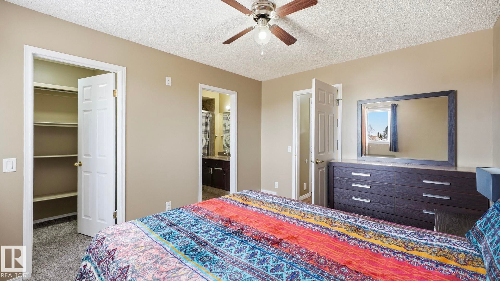 












1120 KANE Wynd

,
Edmonton,




AB
T6L 6T6

