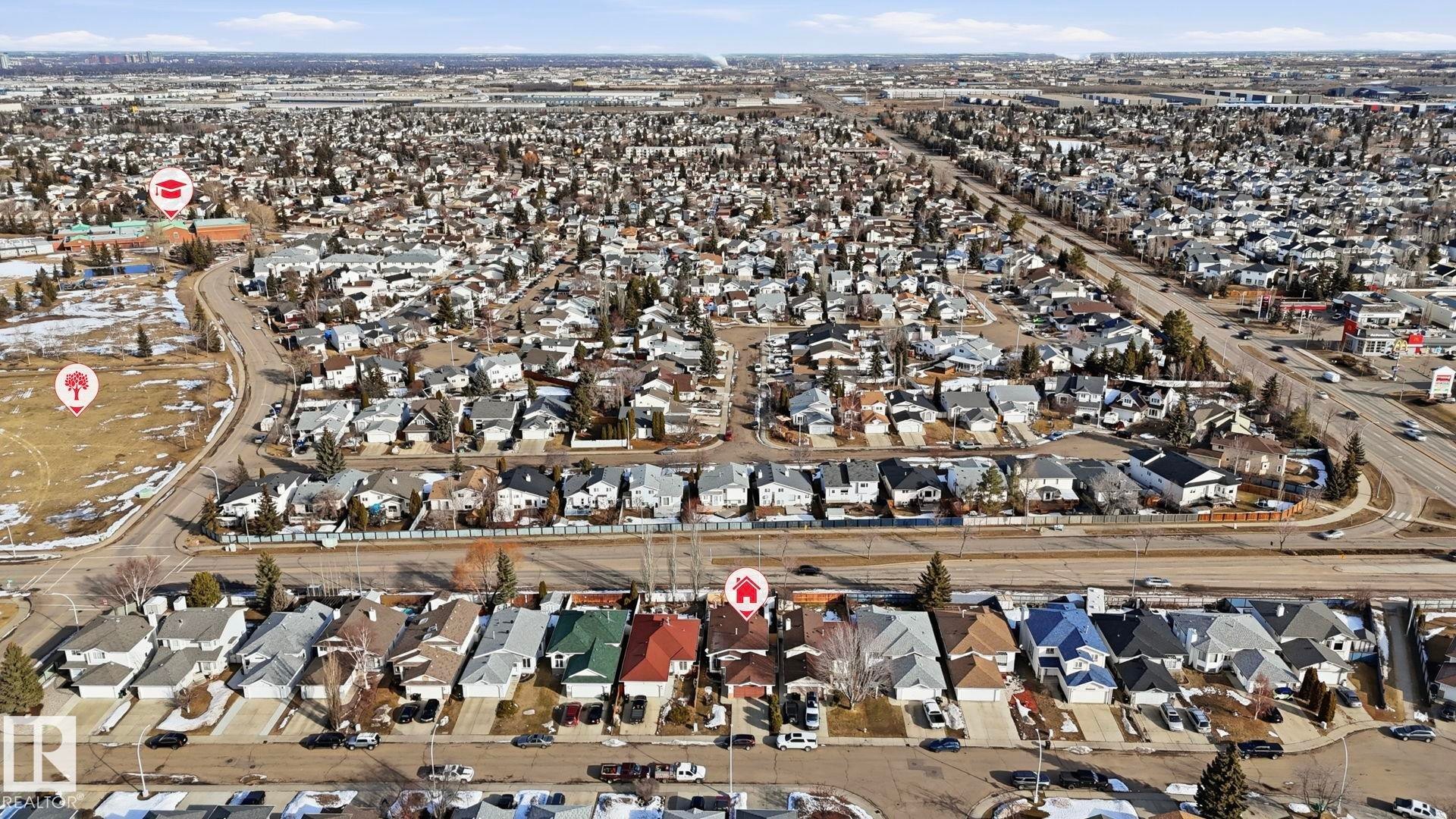 












1120 KANE Wynd

,
Edmonton,




AB
T6L 6T6

