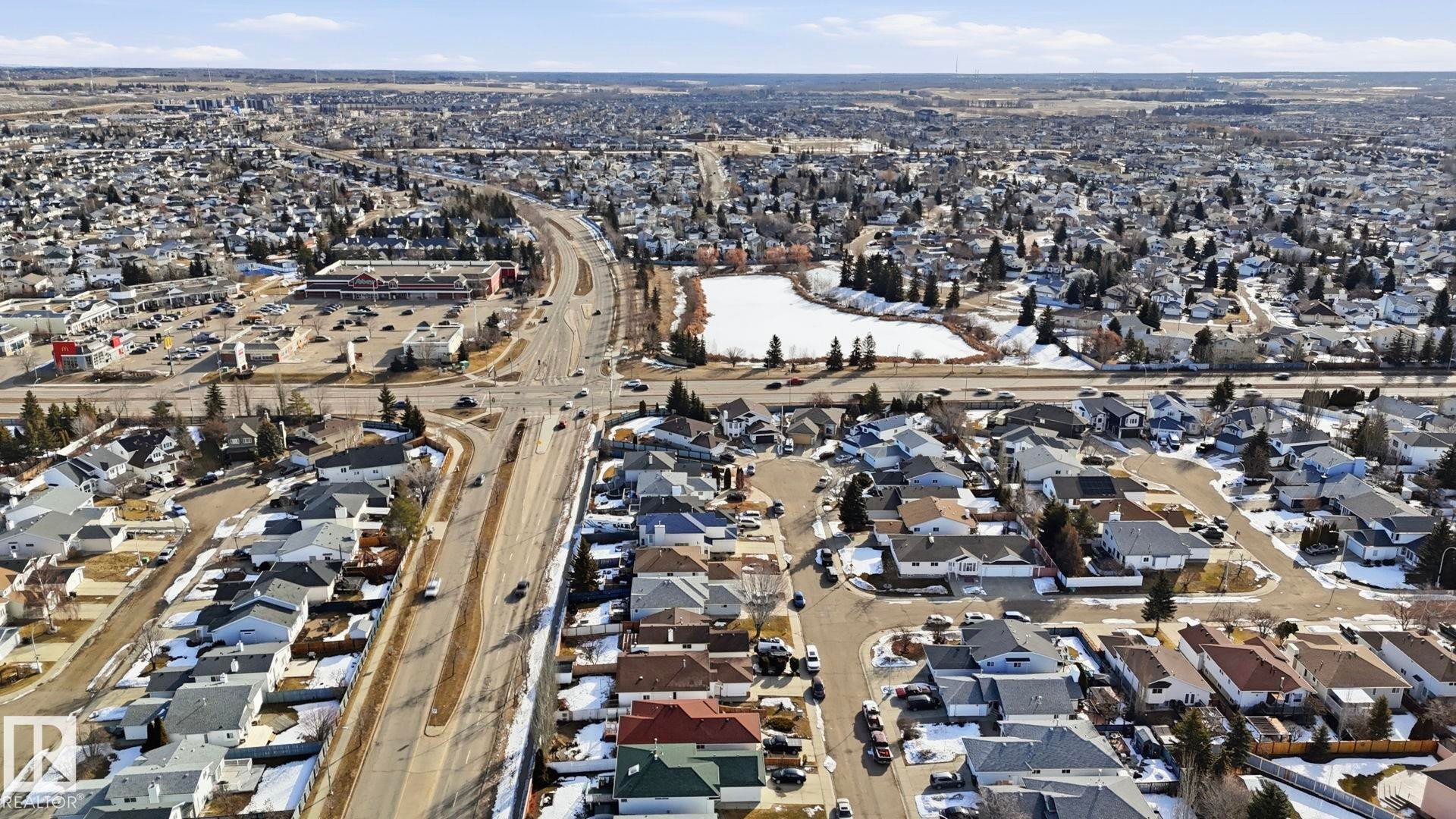 












1120 KANE Wynd

,
Edmonton,




AB
T6L 6T6

