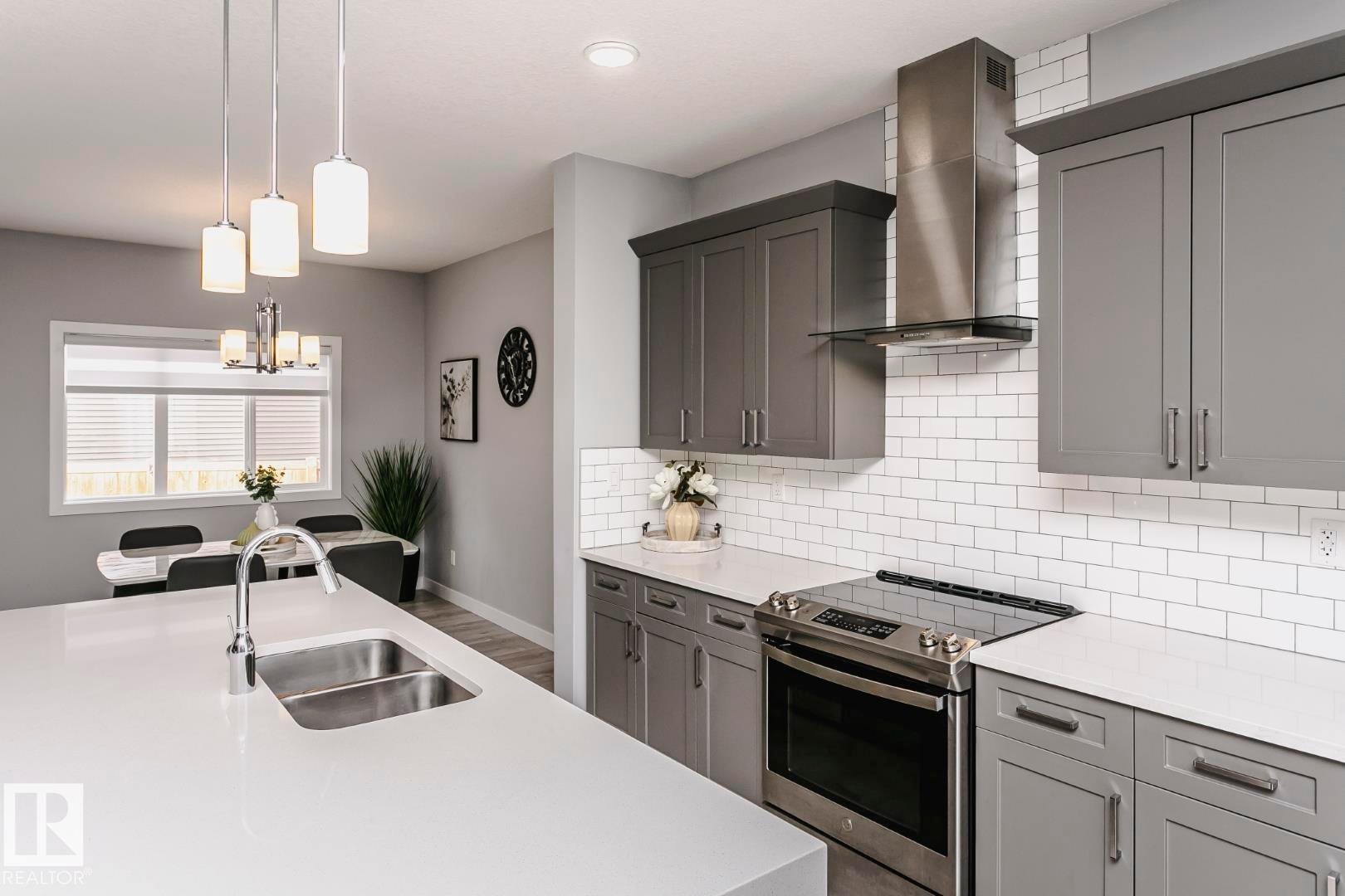 












183 ABERDEEN Crescent

,
Sherwood Park,




AB
T8H 1X2

