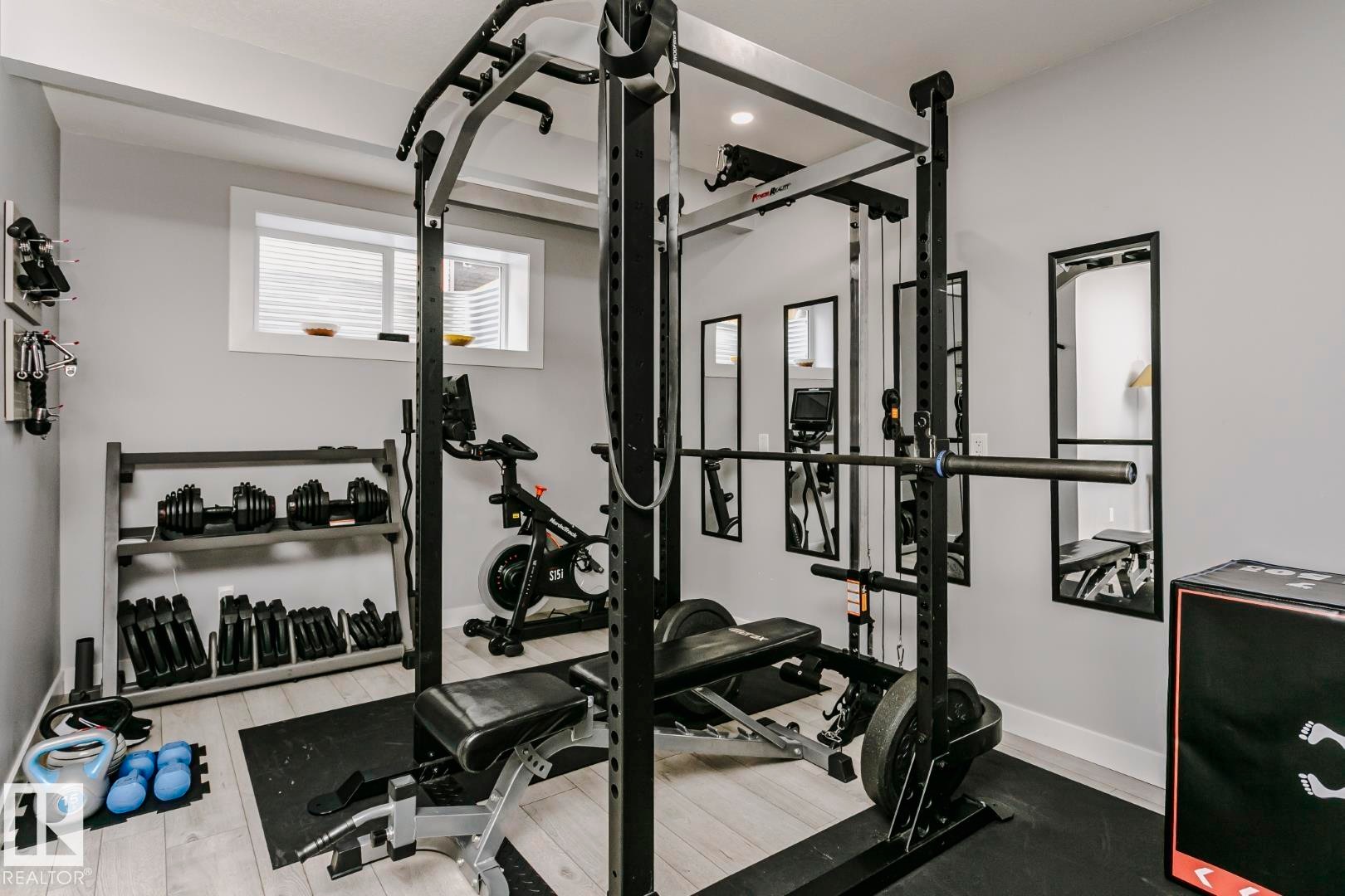 












183 ABERDEEN Crescent

,
Sherwood Park,




AB
T8H 1X2

